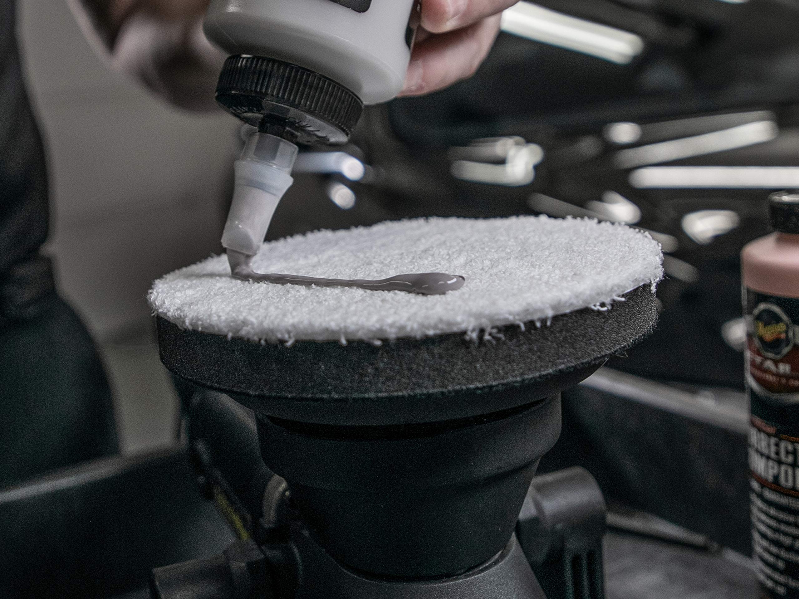 Meguiar's Microfiber Finishing Disc DMF5-5" for Waxing with a Variable Dual Action Polisher, Use with DA Microfiber Finishing Wax to Remove Defects and Add Wax, 2 Pack