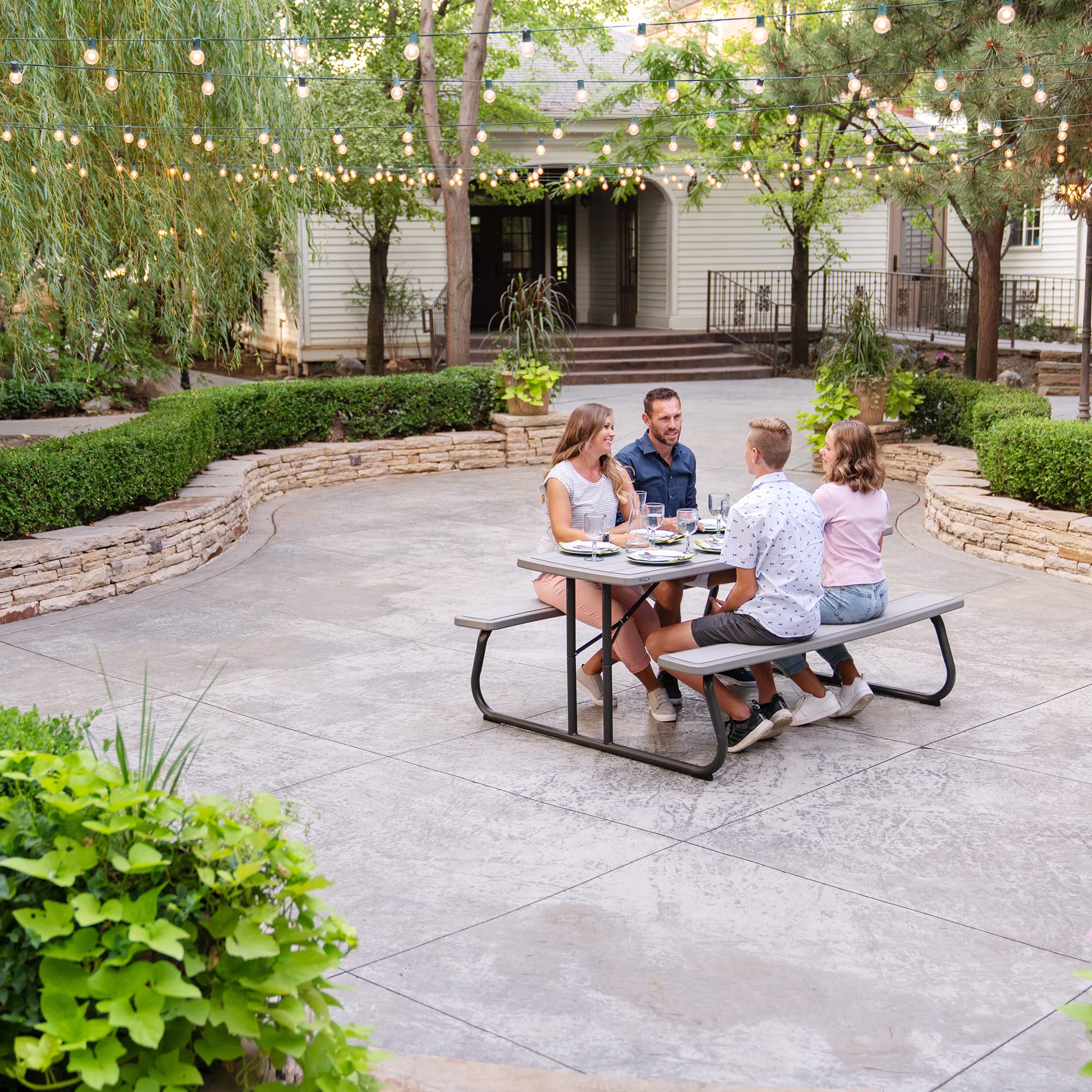 Folding Picnic Table LIFETIME