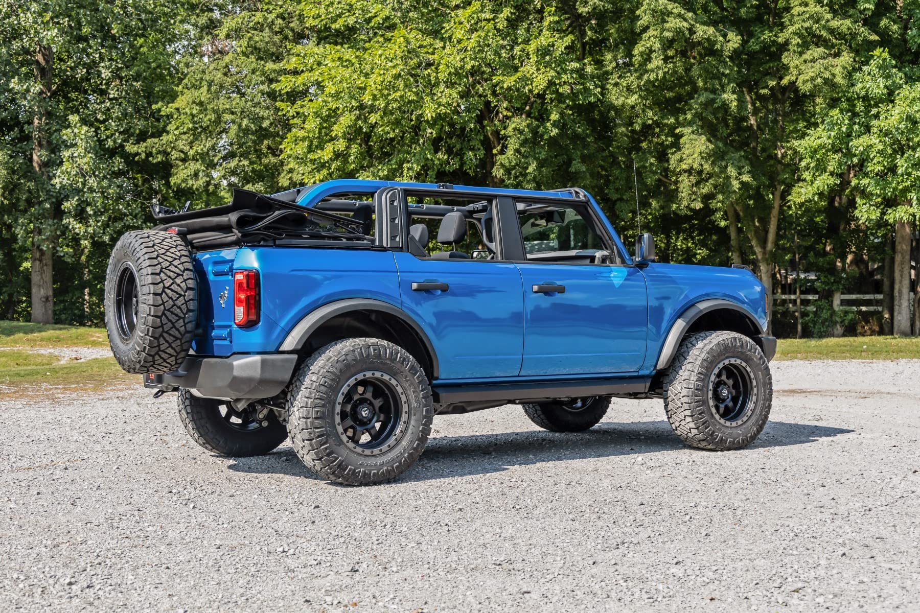 Rough Country 2" Lift Kit for 2021-2025 Ford Bronco - Run up to 35" Tires, Easy Bolt-on Install