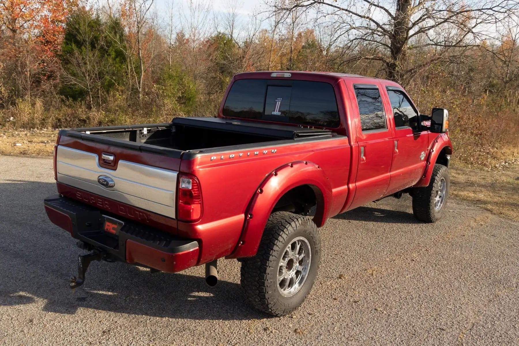 Rough Country Hard Tonneau Cover Tri-Fold for Ford F-250/F-350 Super Duty (1999-2016) - Aluminum Flip-Up Folding Bed Cover, Fits 6'10 (81.0-82.4") Bed
