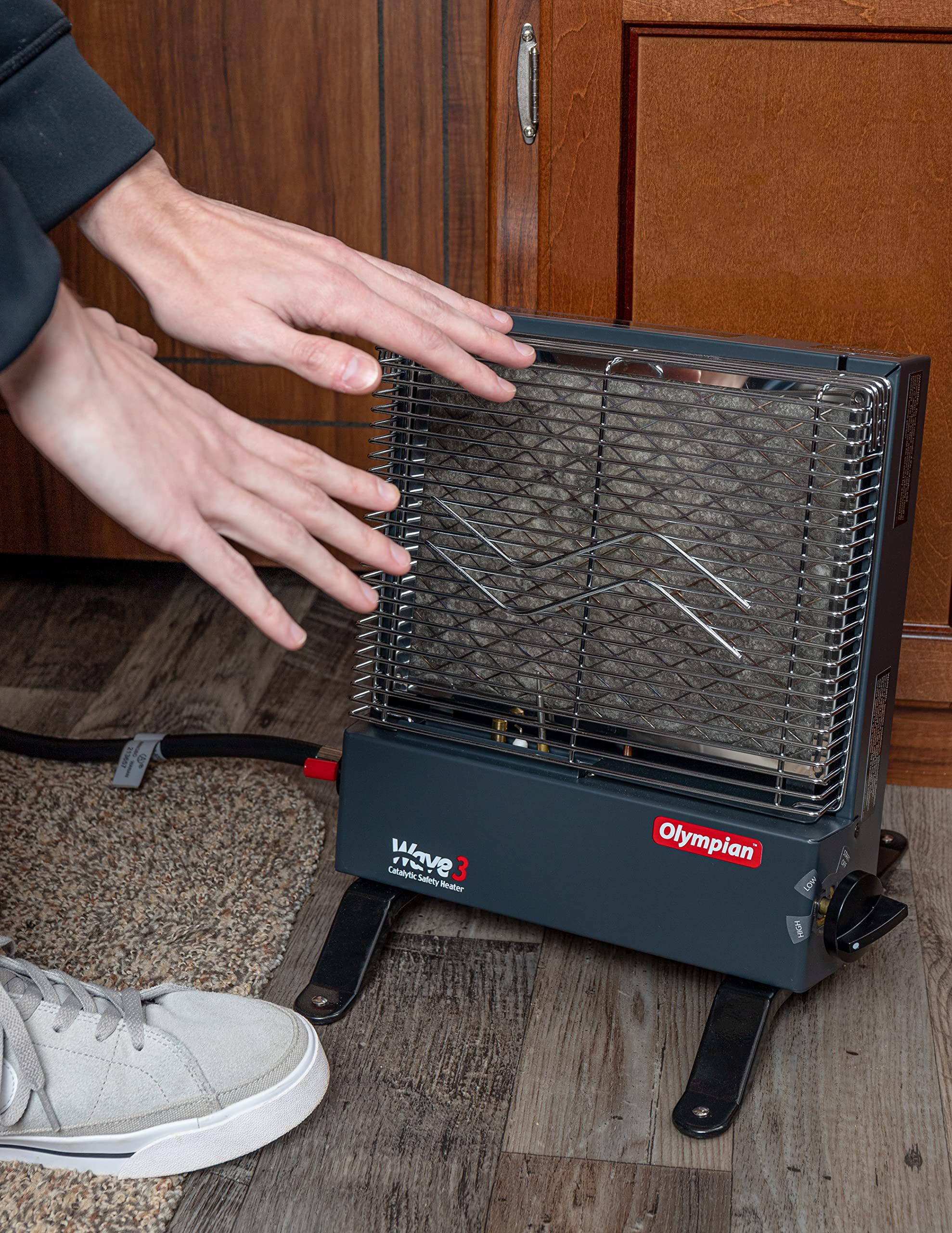 Camco Wave Heater Leg Stands Olympian - Converts Your Olympian Wave Heater into a Portable Style Heater, Fits All Olympian Wave Heaters: Wave 3, Wave 6, Wave 8-2 Pack (57701)
