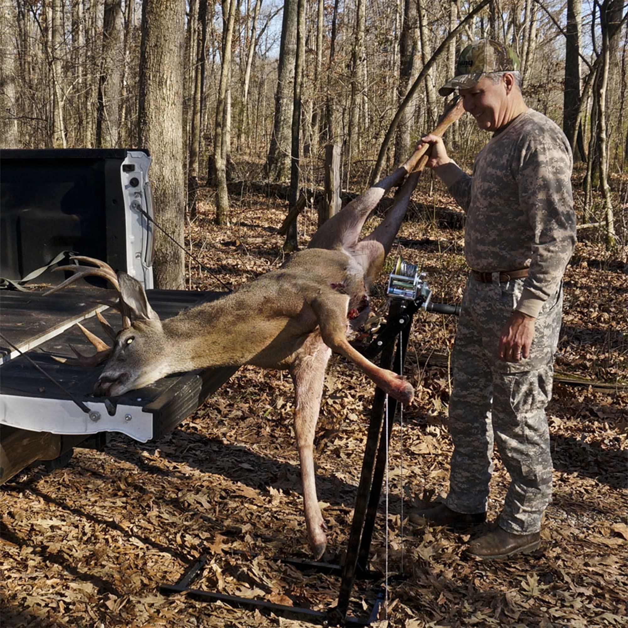 Loading Assistant Viking Solutions Deer Hoist for Large Game Animals, L-E-VATOR