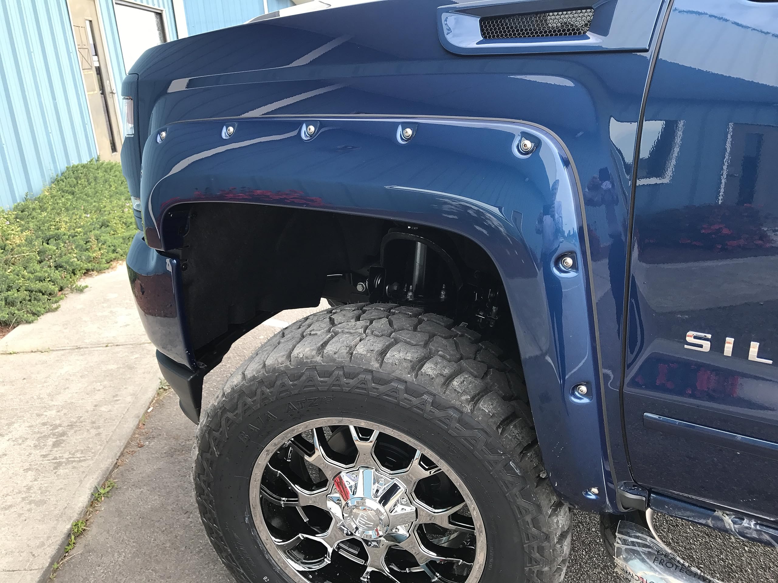 Fender Flares Black Horse Riveted Style Compatible with 2014-2018 Chevrolet Silverado 1500-FF-CHSIL-SM-PKT
