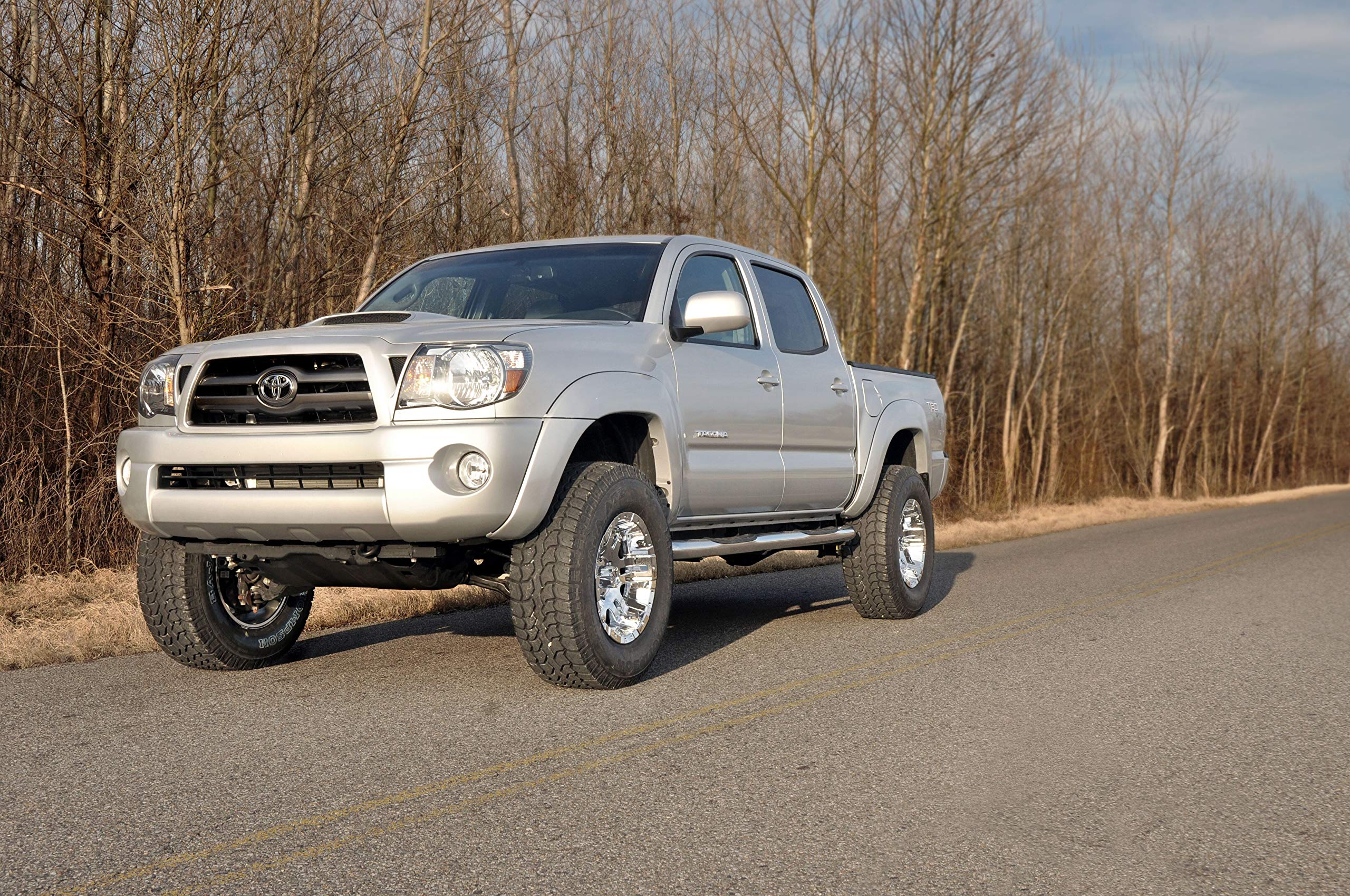 3" Rough Country Lift Kit w/N3 Struts & V2 Shocks for 2005-2023 Tacoma - 74571