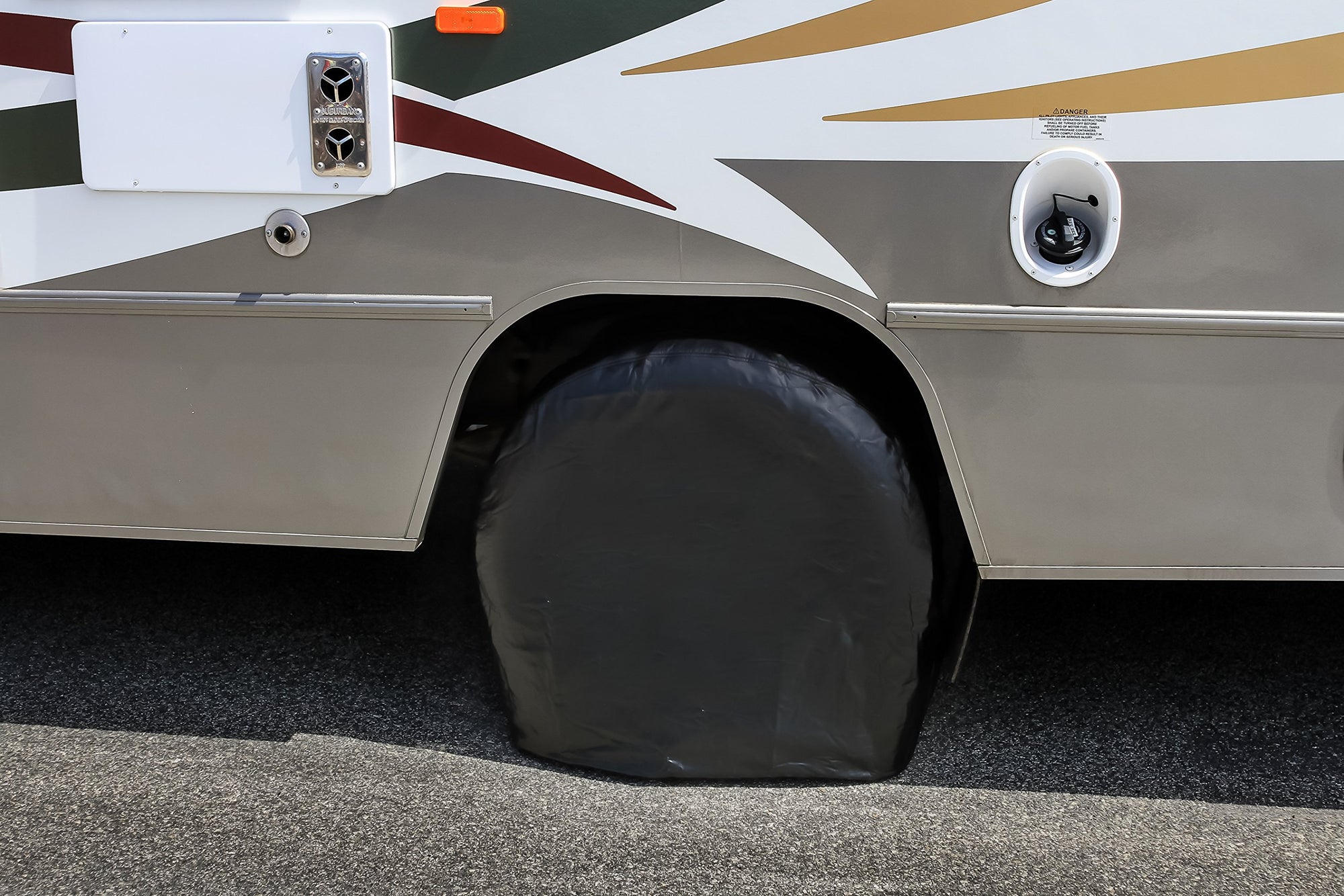 Camco 45250 36 inches - 39 inches Black Vinyl Wheel and Tire Protector, (Pack of 2)