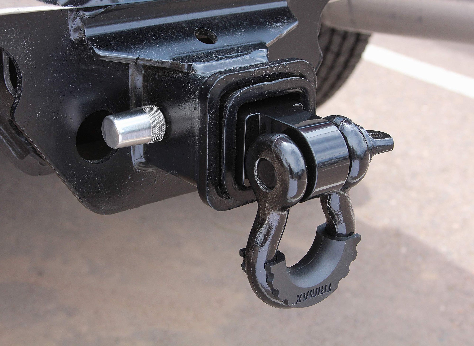 D-Ring Trimax Receiver Hitch Red TDRRHR