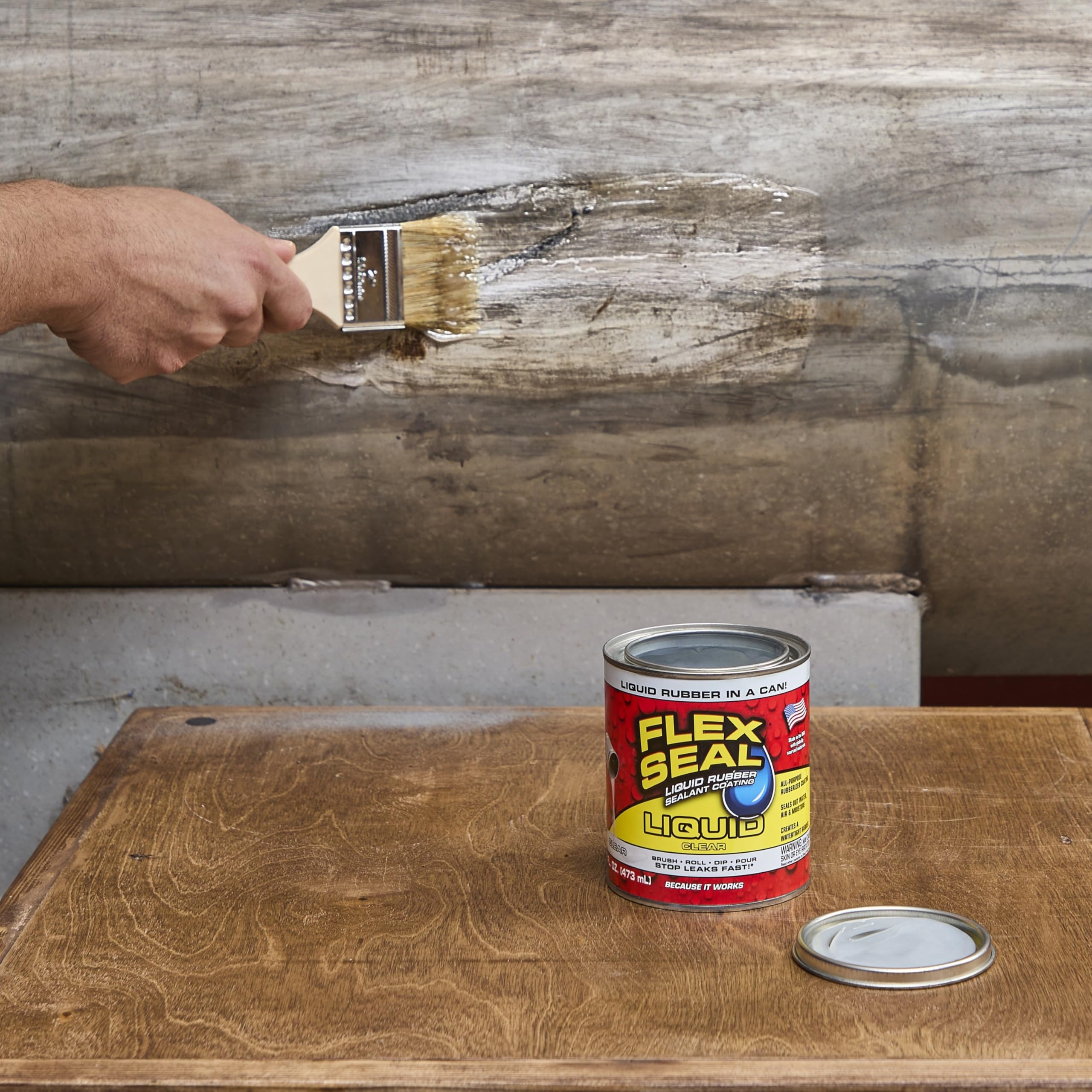 Flex Seal Liquid, Waterproof Rubber Coating Sealant, Flexible, Breathable, and UV Resistant, Roof Repair, Basements, RV, Campers, Trailers, Marine, EPDM, Masonry, Clear, 32 oz