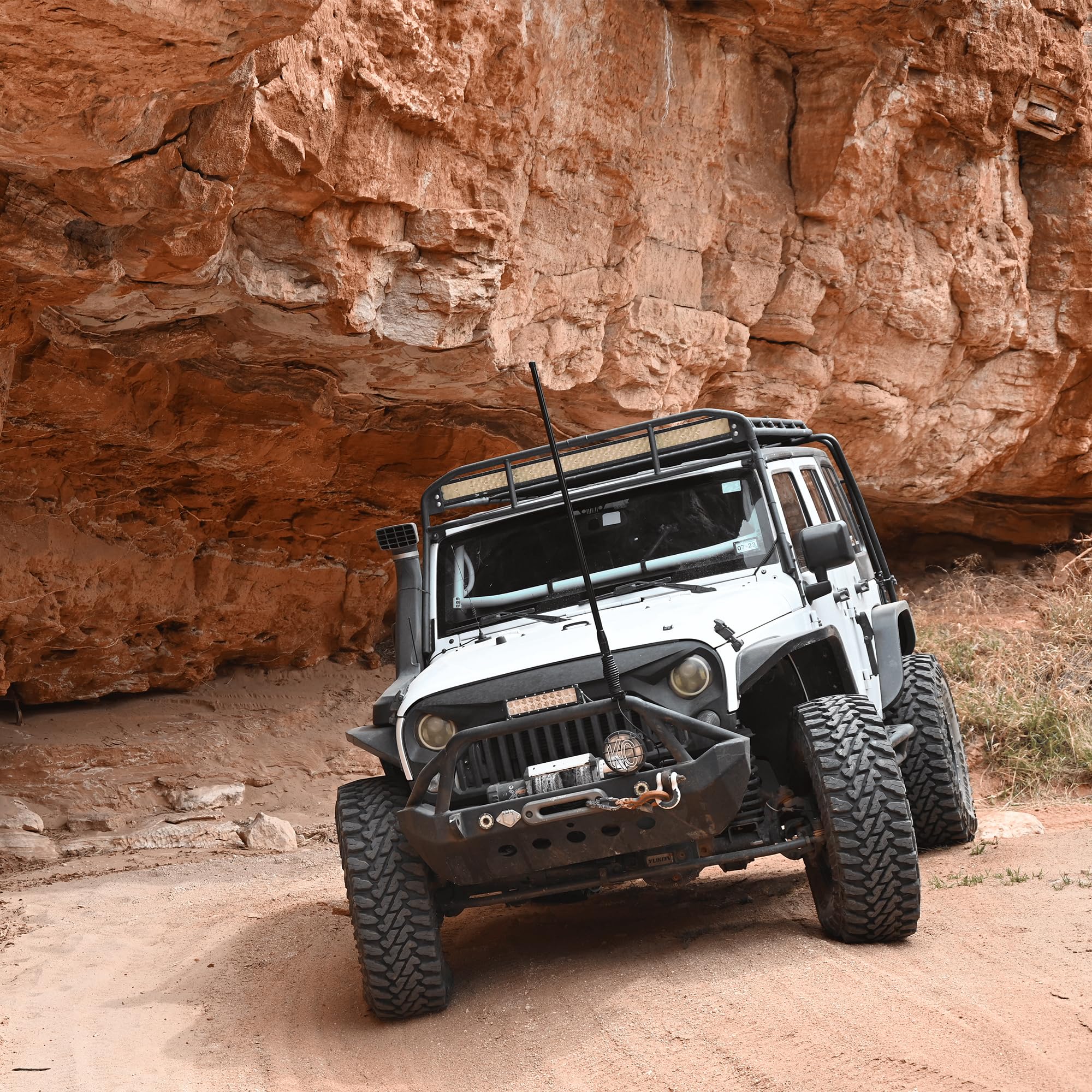 MXAT04-6.6dB Midland Heavy-Duty Bull Bar Antenna Micromobile - 47.5” with 462-468 MHz Frequency - Long Range GMRS Communication - Off-Roading Overlanding - Easy to Install