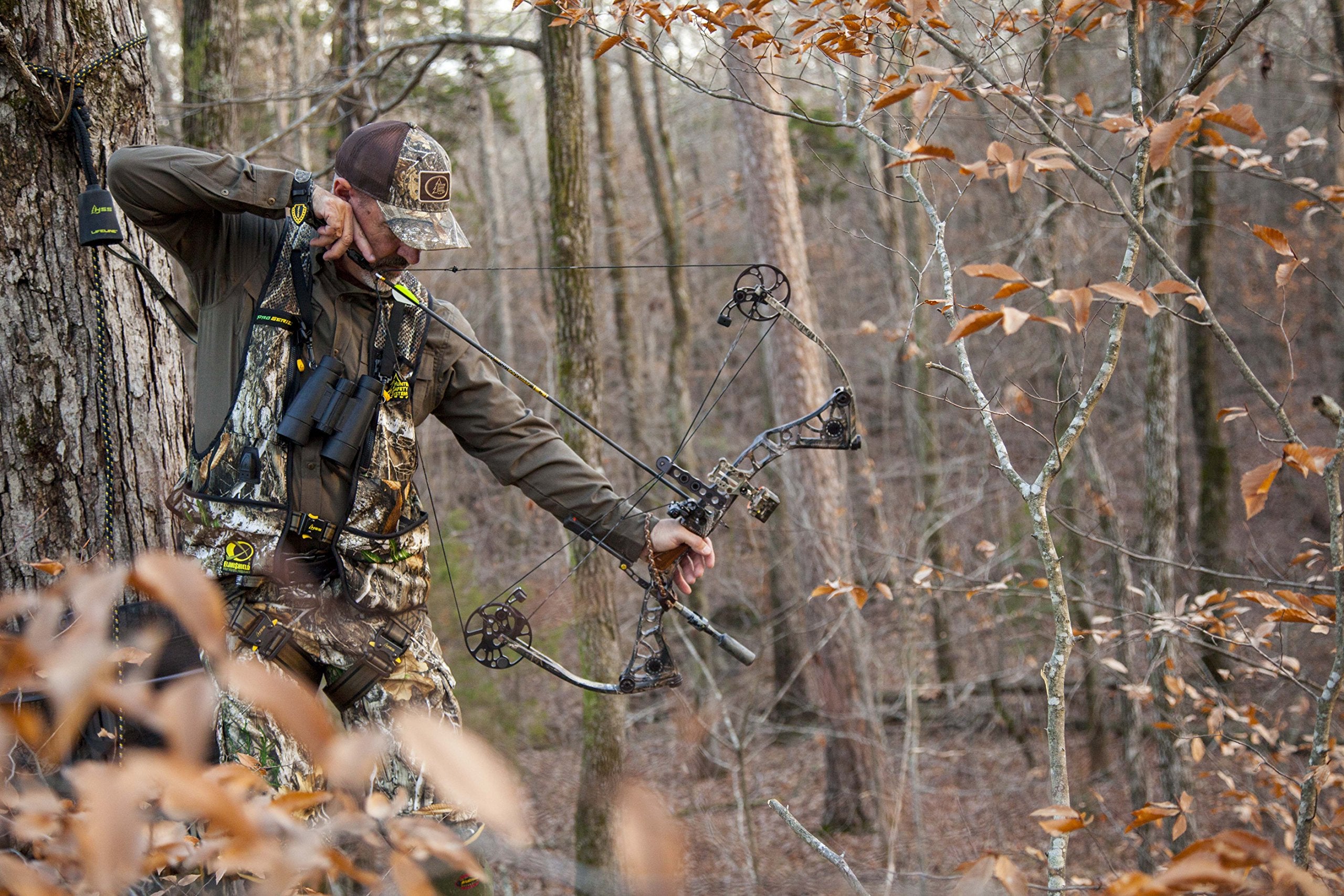 Hunter Safety System Elimishield Scent Control Technology Pro-Series Harness