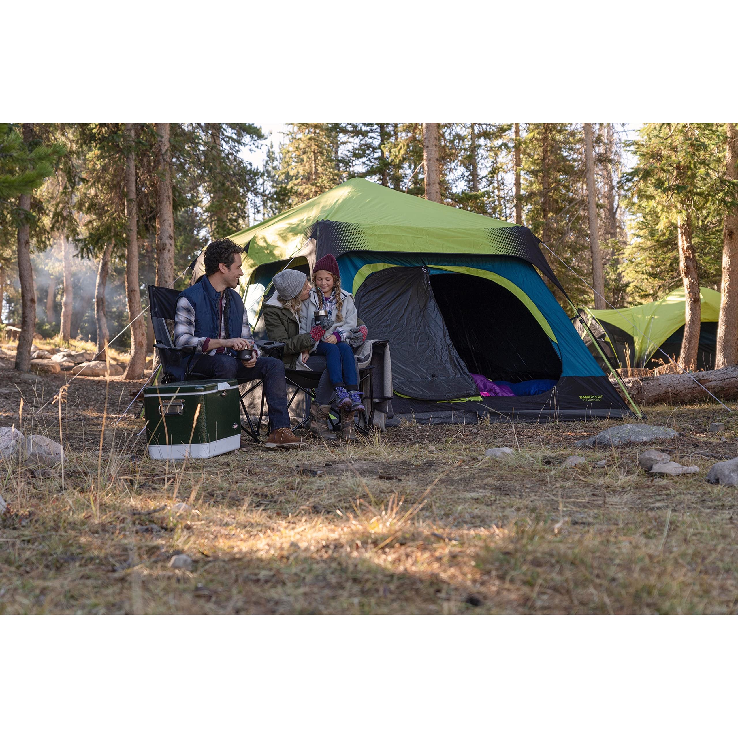 Coleman Instant Camping Tent 4/6/8/10 Person with 1-Minute Setup, Large Family Tent with Pre-Attached Poles, Air Vent, & Carry Bag, Sets Up in About 60 Seconds