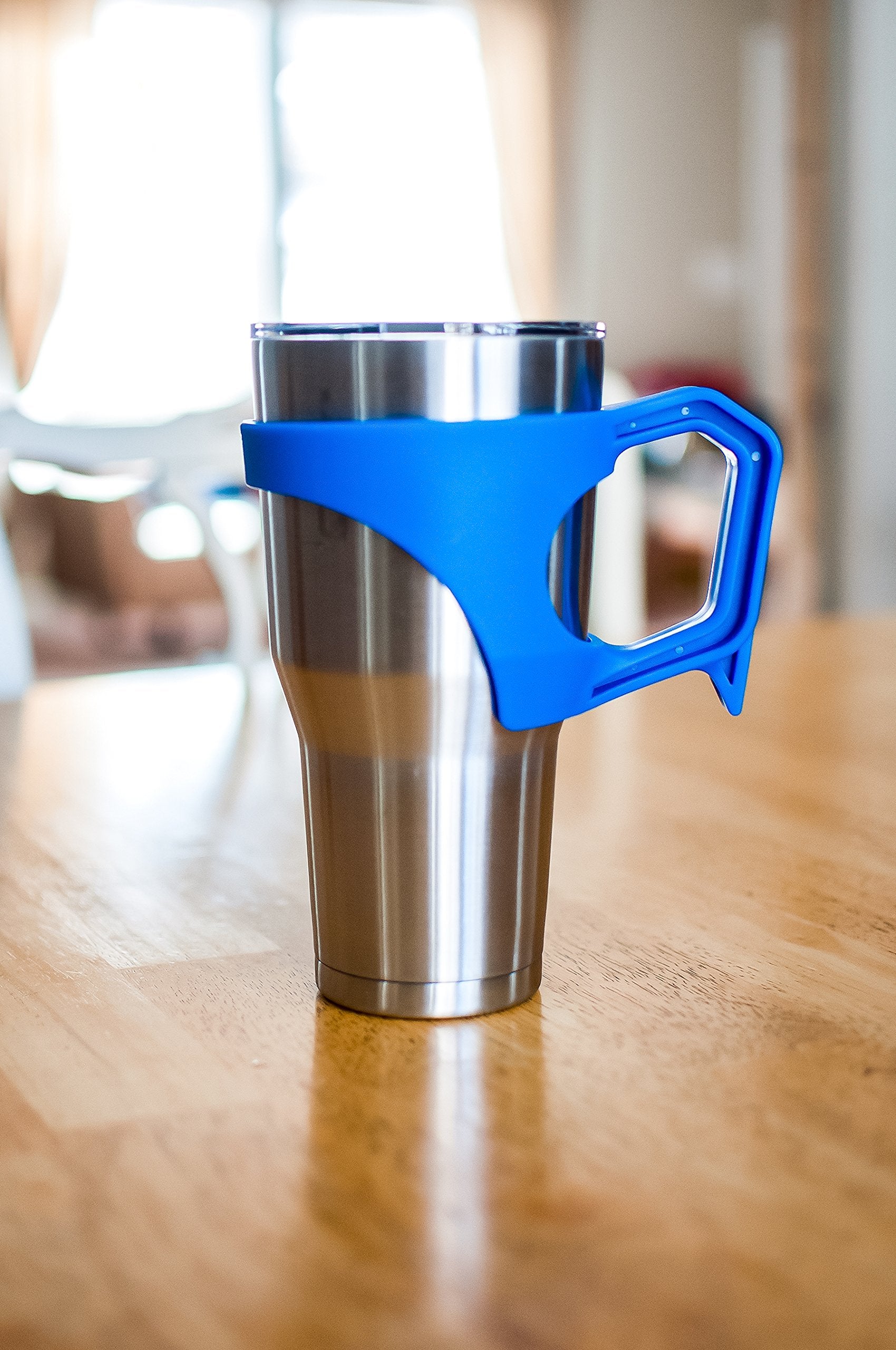 Camco Tumbler Currituck Slide On Handle - Easier Grip for Your Tumbler and Cups While Traveling- 30 oz (Blue) (51925)