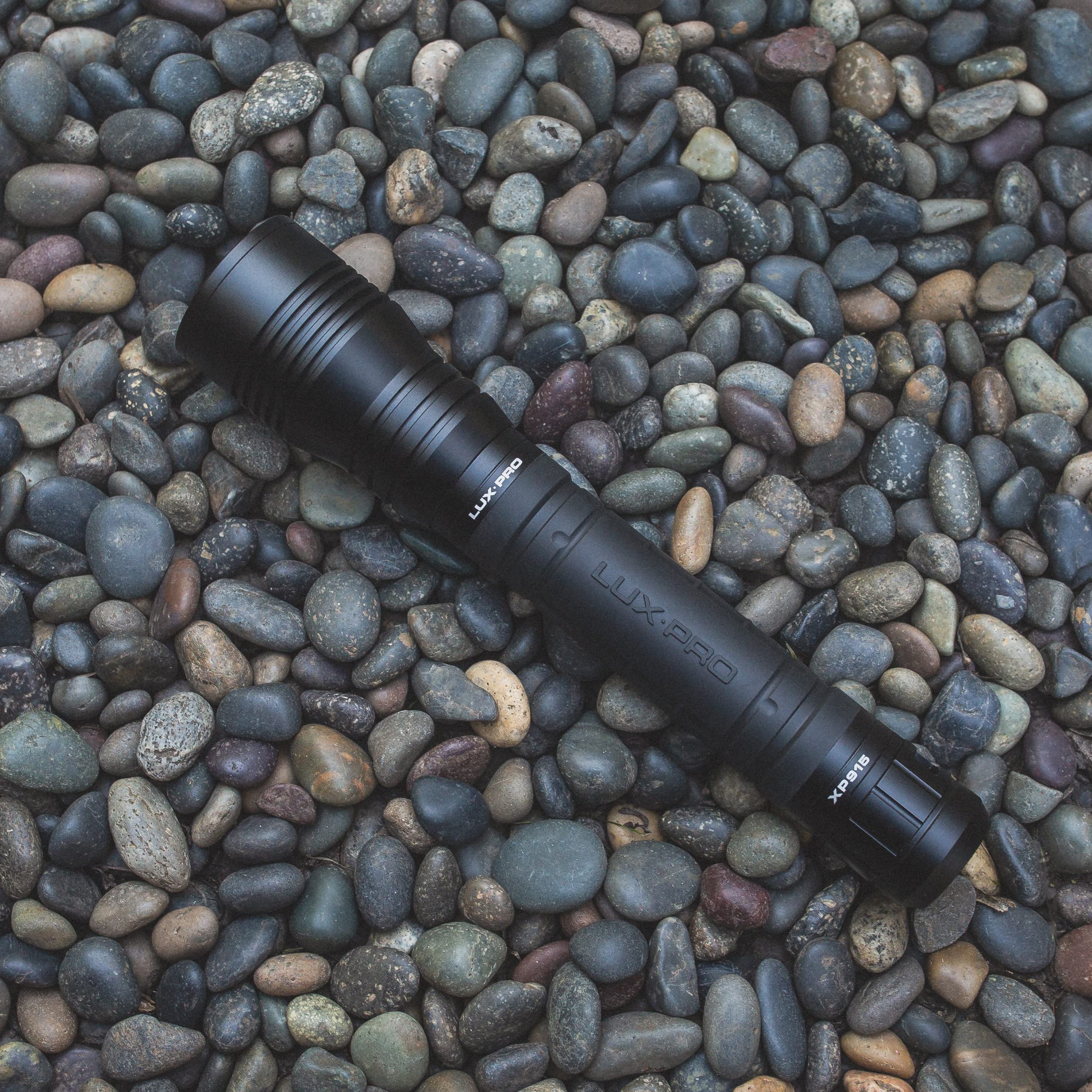 Compact Tactical LUXPRO XP915 Rechargeable 1600 Lumen Flashlight - 18650 Battery