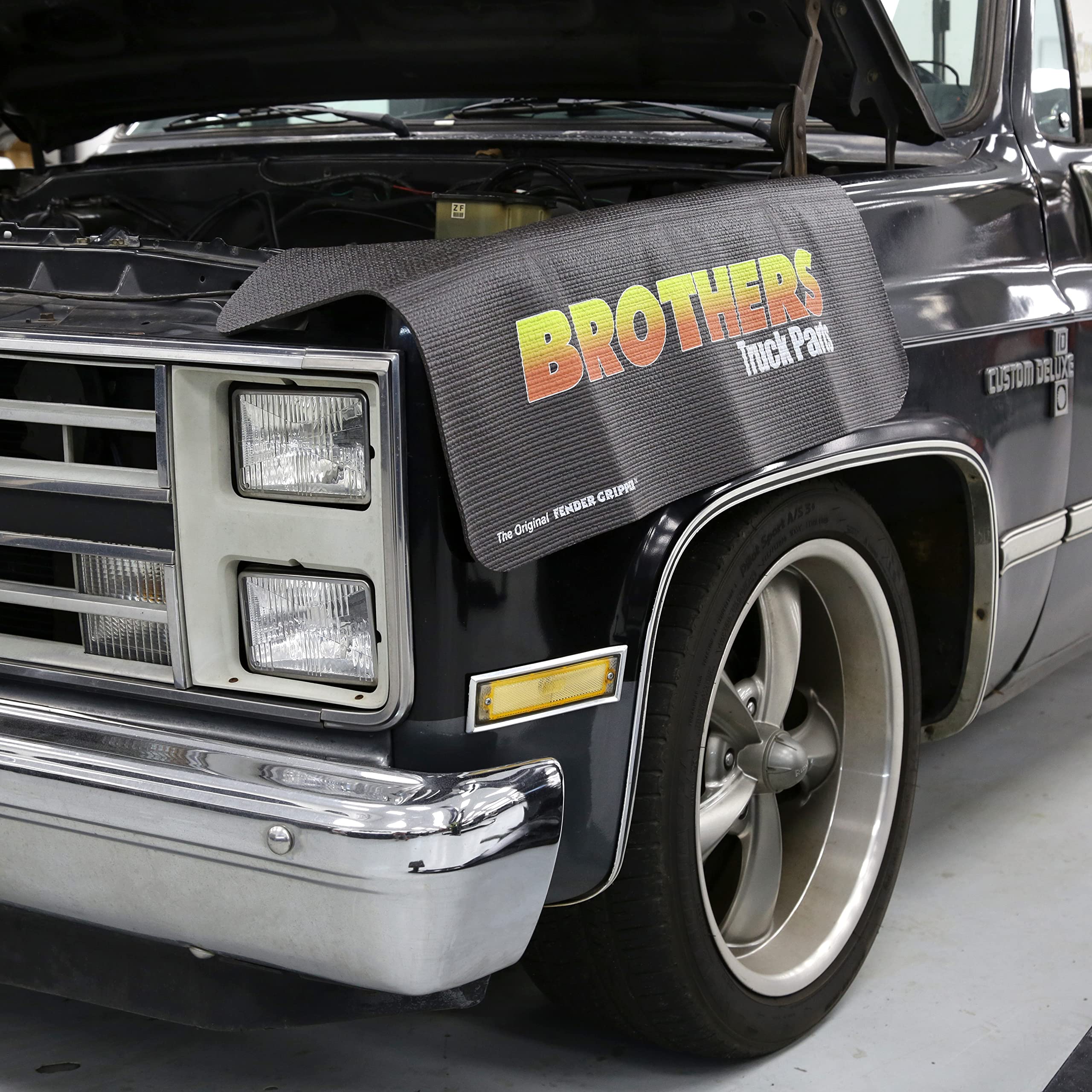 Brothers Truck Fender Gripper - Fender Gripper Mat (FG2418)