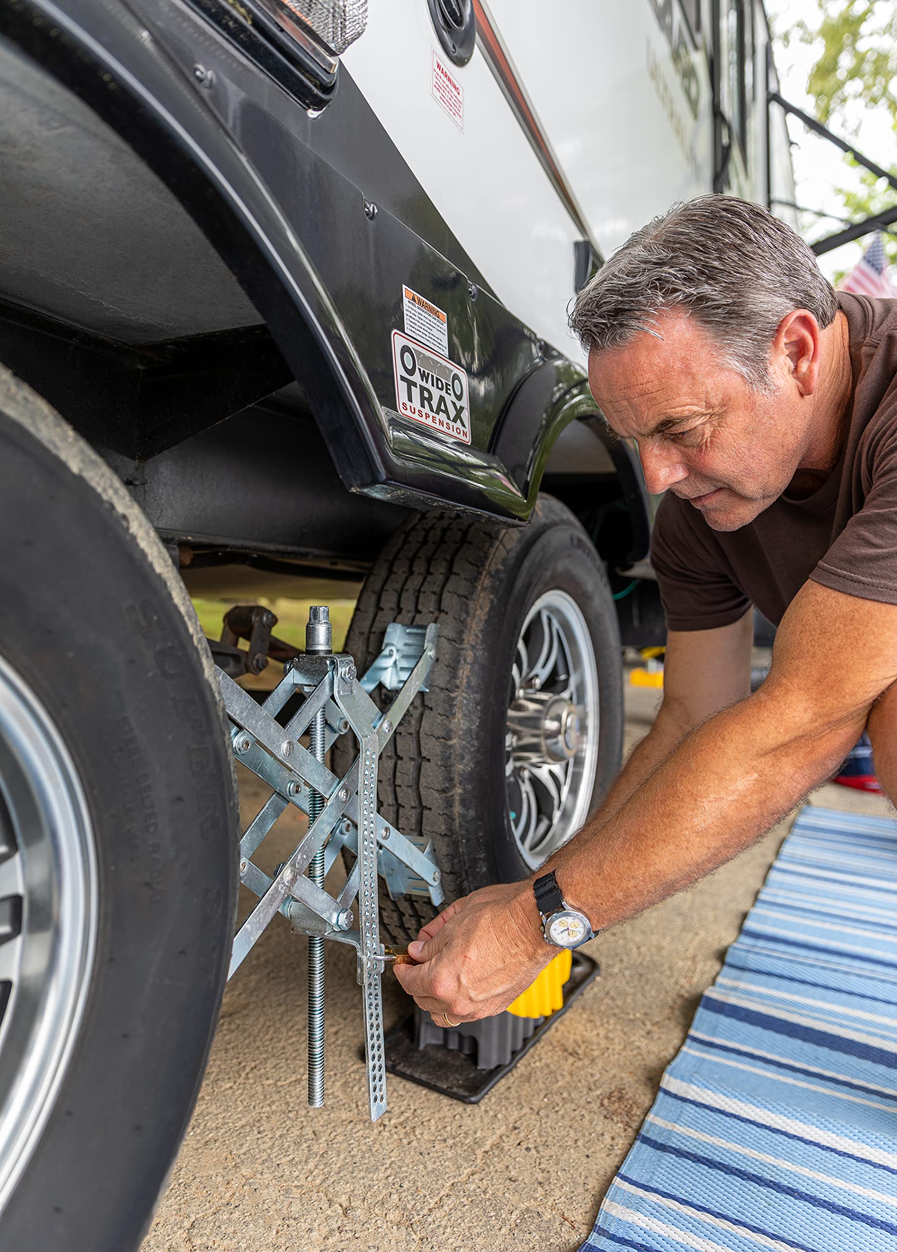Eaz-Lift 18' Wheel Stop with Lock and Wrench | Fits tire spacing from 9-18 inches | Features Raised Ribs for Increased Traction (44663)