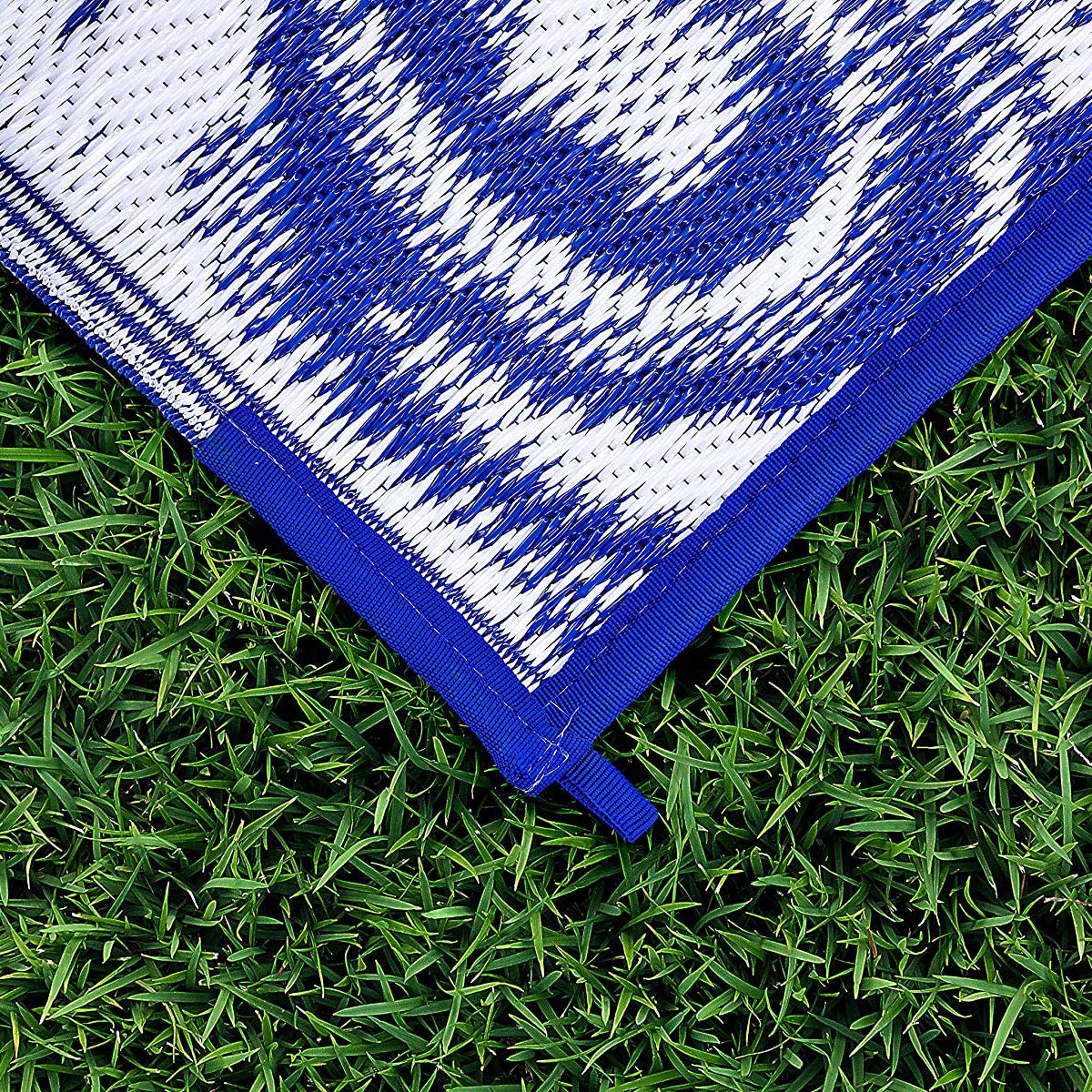 Swirl Awning Camco 42841 Leisure Mat-Blue 8' X 16'