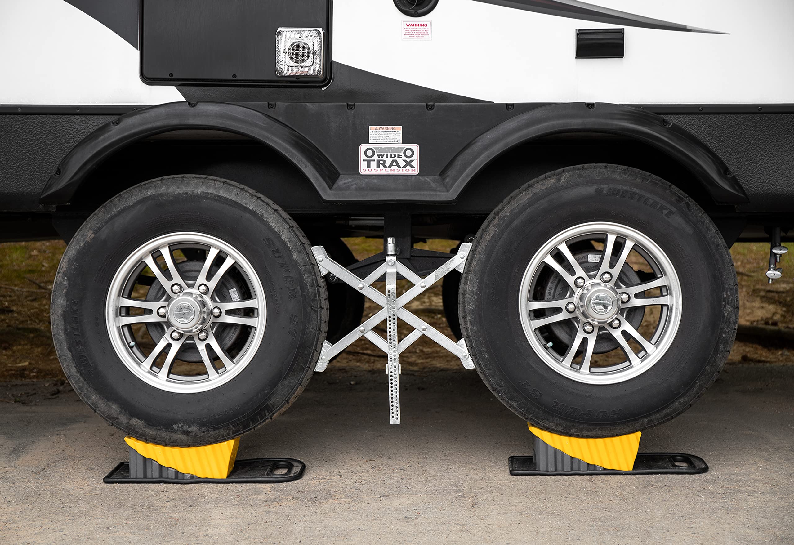 Eaz-Lift 18' Wheel Stop with Lock and Wrench | Fits tire spacing from 9-18 inches | Features Raised Ribs for Increased Traction (44663)