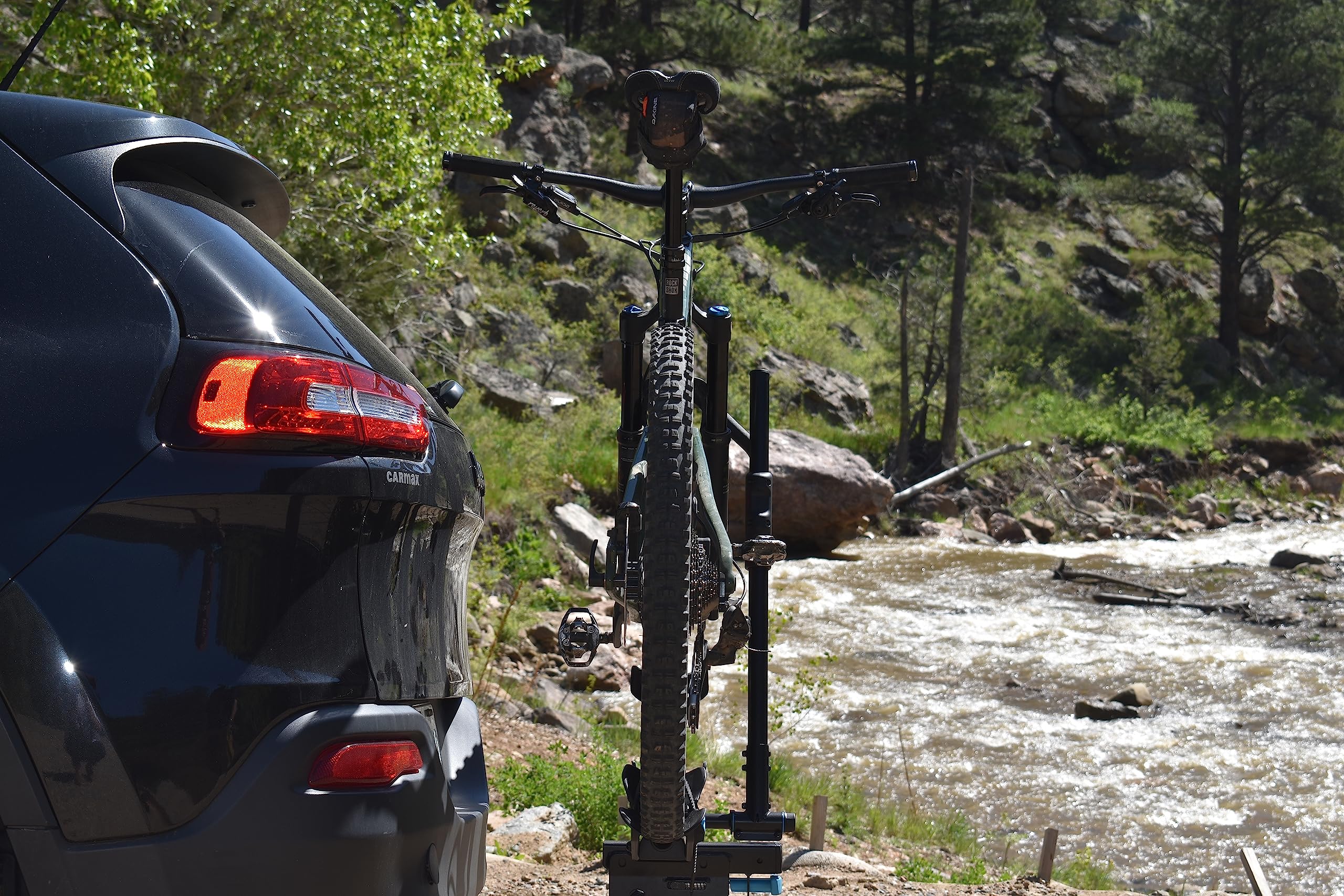 MonoRail Solo RockyMounts 1-Bike (2" &1.25") Expandable Platform Hitch Bicycle Rack