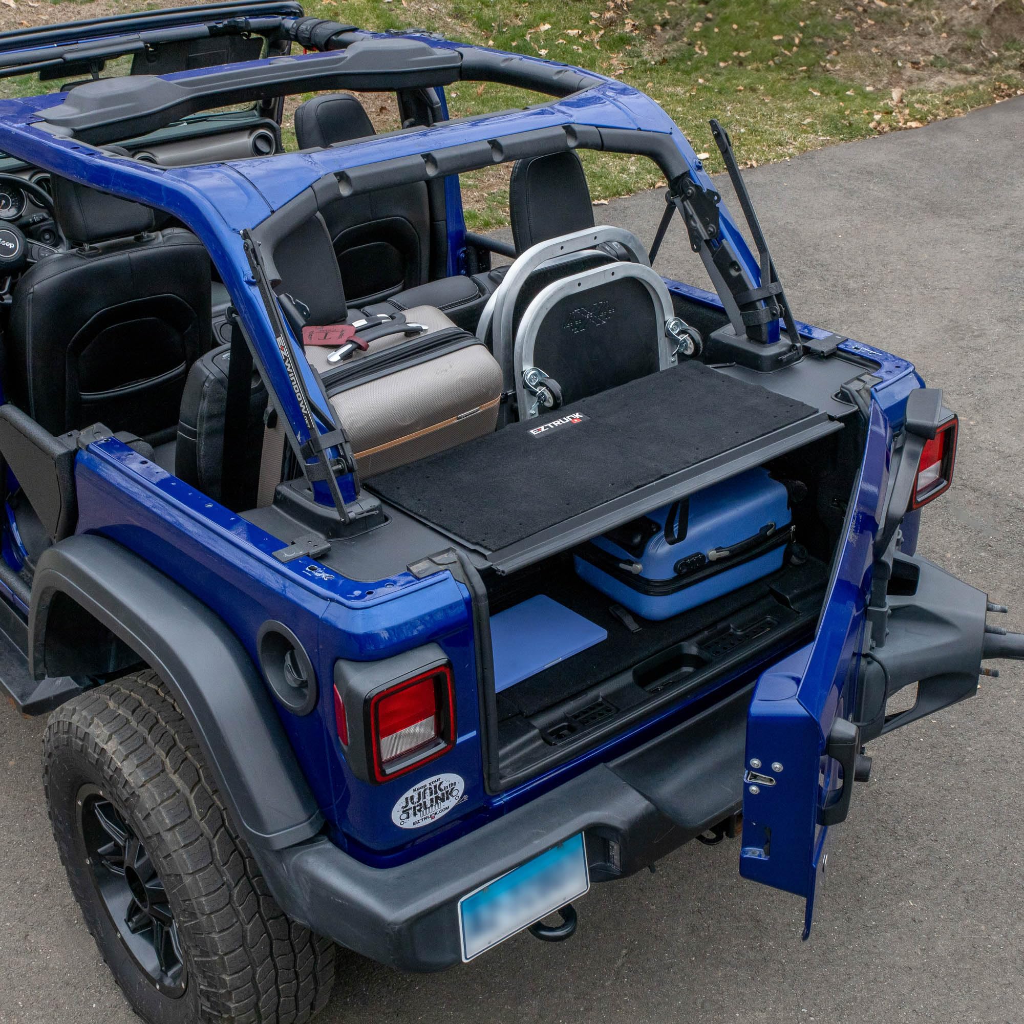 Folding Security Trunk/Storage Box EZTrunk for JLU 2018 & UP (4dr) by EZ4X4 Patented & Patent Pending