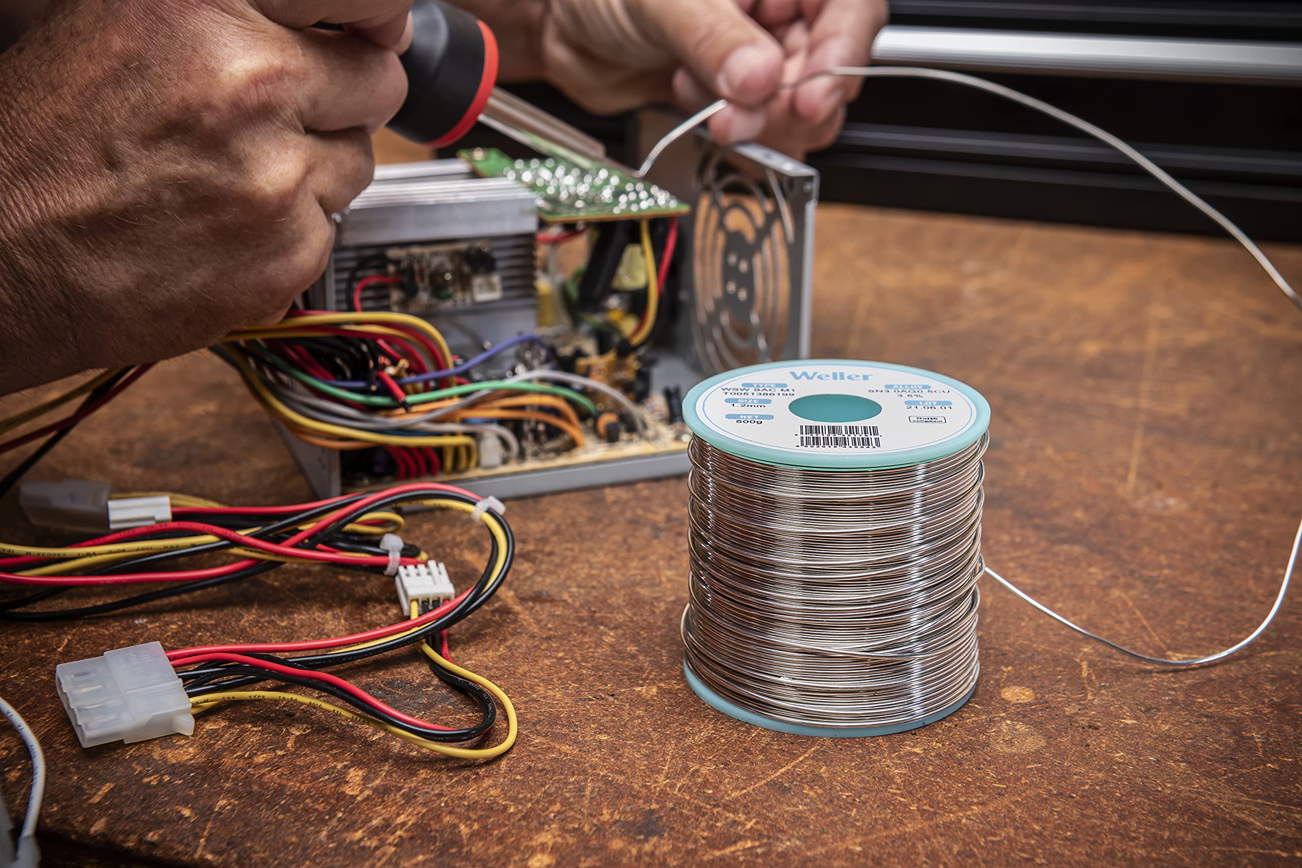Weller SnPb WSW (T0051403099) Solder Wire, Dia: 1.0 mm / 0.039 in, Wt: 100 g / 3.527 oz, Alloy Sn60Pb40, Flux content 2.2%