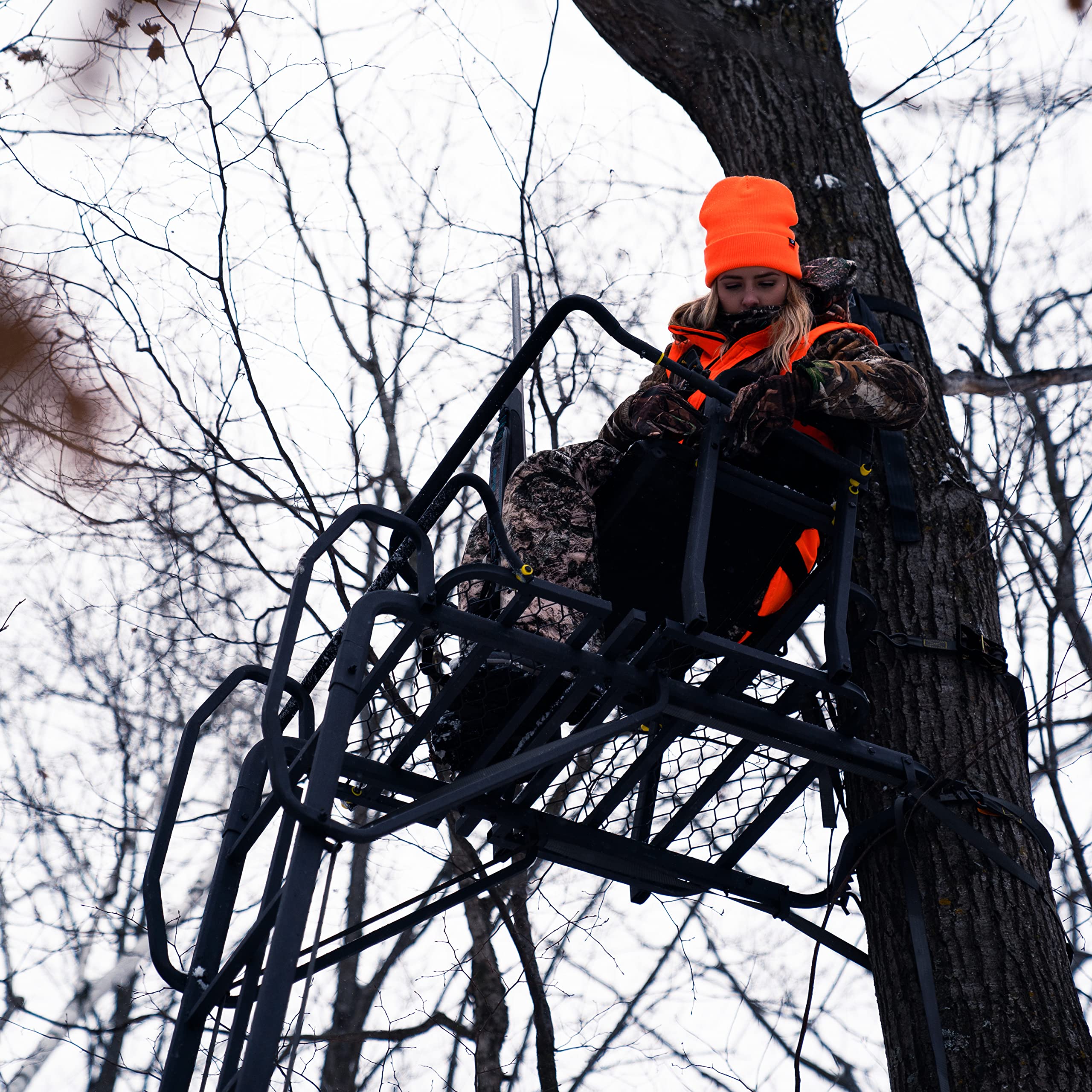 Lockdown™ 21' Wide, Towering 21' Height, Flip-Up TearTuff™ Mesh Seat, The Ultimate Shooting Rail™, Patent-Pending Ground-Level Ratcheting Technology™, LD200
