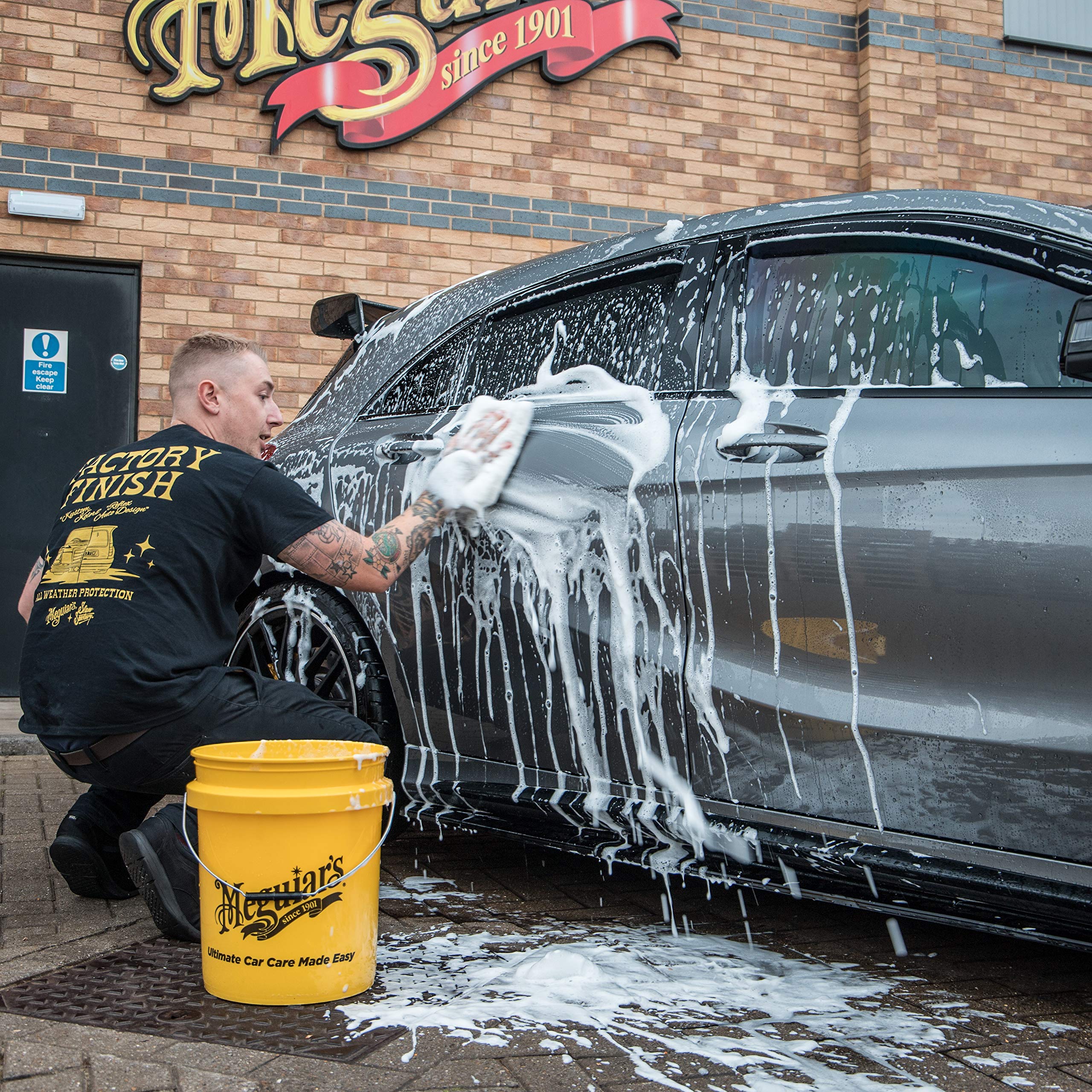Car Wash Bucket Meguiar's Yellow for Water and Suds - 3.5 Gallon