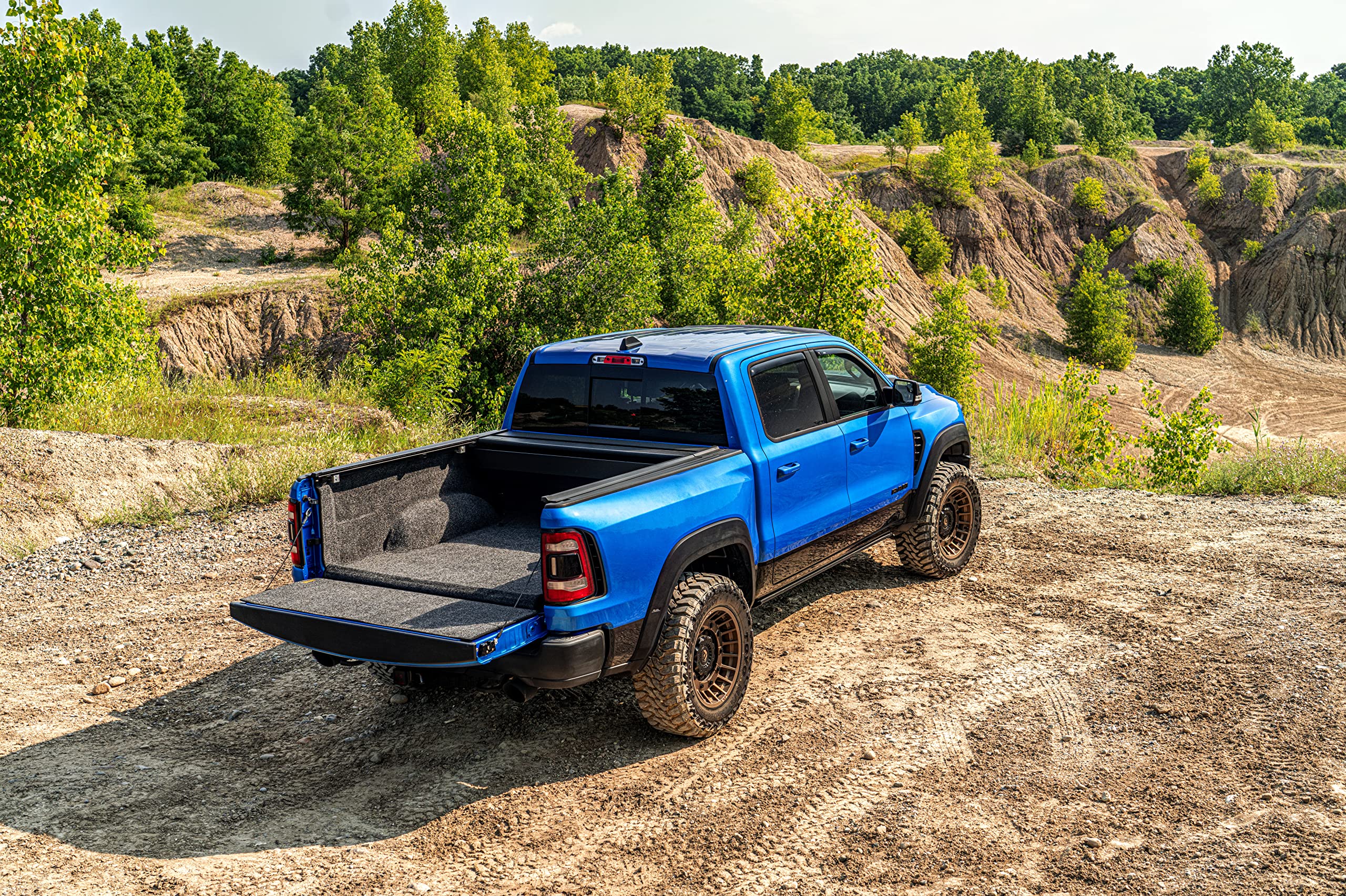 Retrax IX RealTruck Retractable Truck Bed Tonneau Cover | 30245 | Fits 2019 - 2025 Dodge Ram 1500 - Not RamBox Option 6' 4" Bed (76.3")
