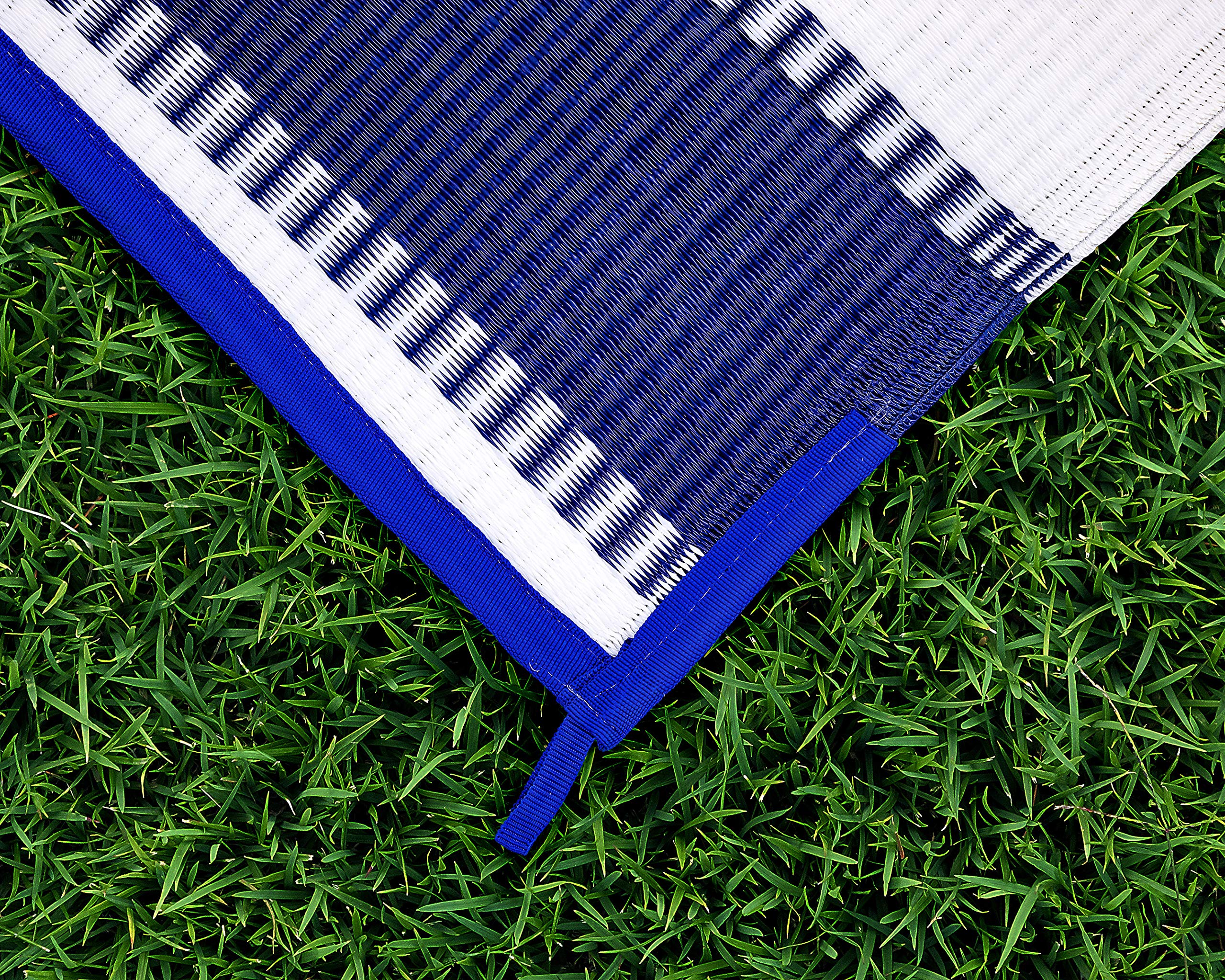 Awning Camco Leisure Mat-Blue Stripe 6' X 9'