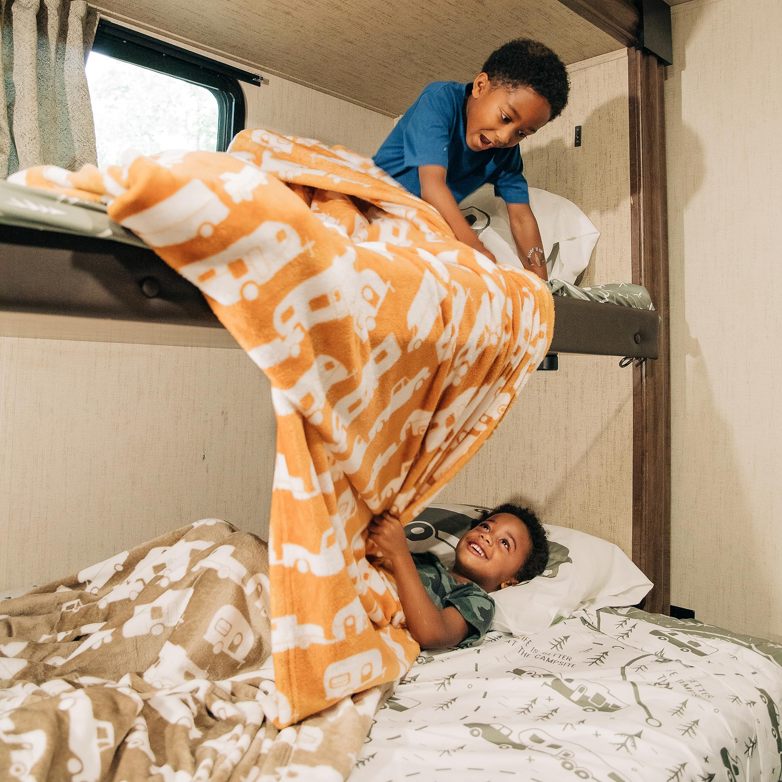 Camco Plush Fleece Blanket is Better at The Campsite Life | Queen-Sized Blanket Measures 90-inches (L) x 90-inches (W) | Greige (53126)