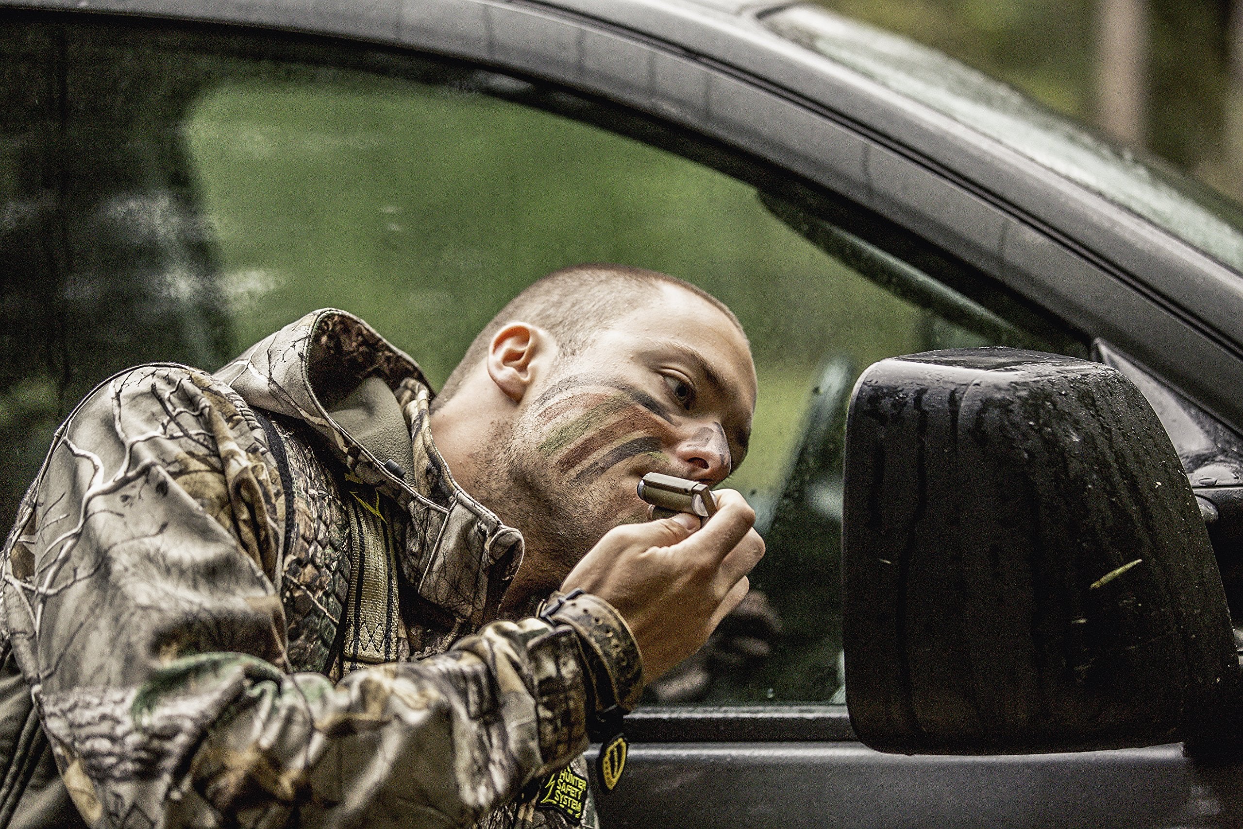 Speed Camo Tri-Color Makeup Stick - Hunters Specialties Pocket Size Long-Lasting Easy-to-Use Concealment Makeup for Hunting