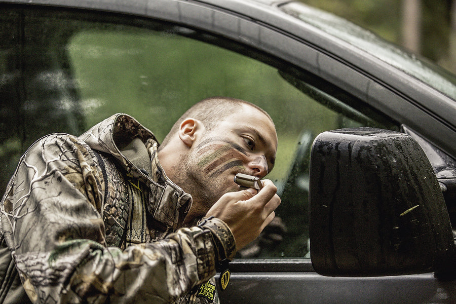 Speed Camo Tri-Color Makeup Stick - Hunters Specialties Pocket Size Long-Lasting Easy-to-Use Concealment Makeup for Hunting