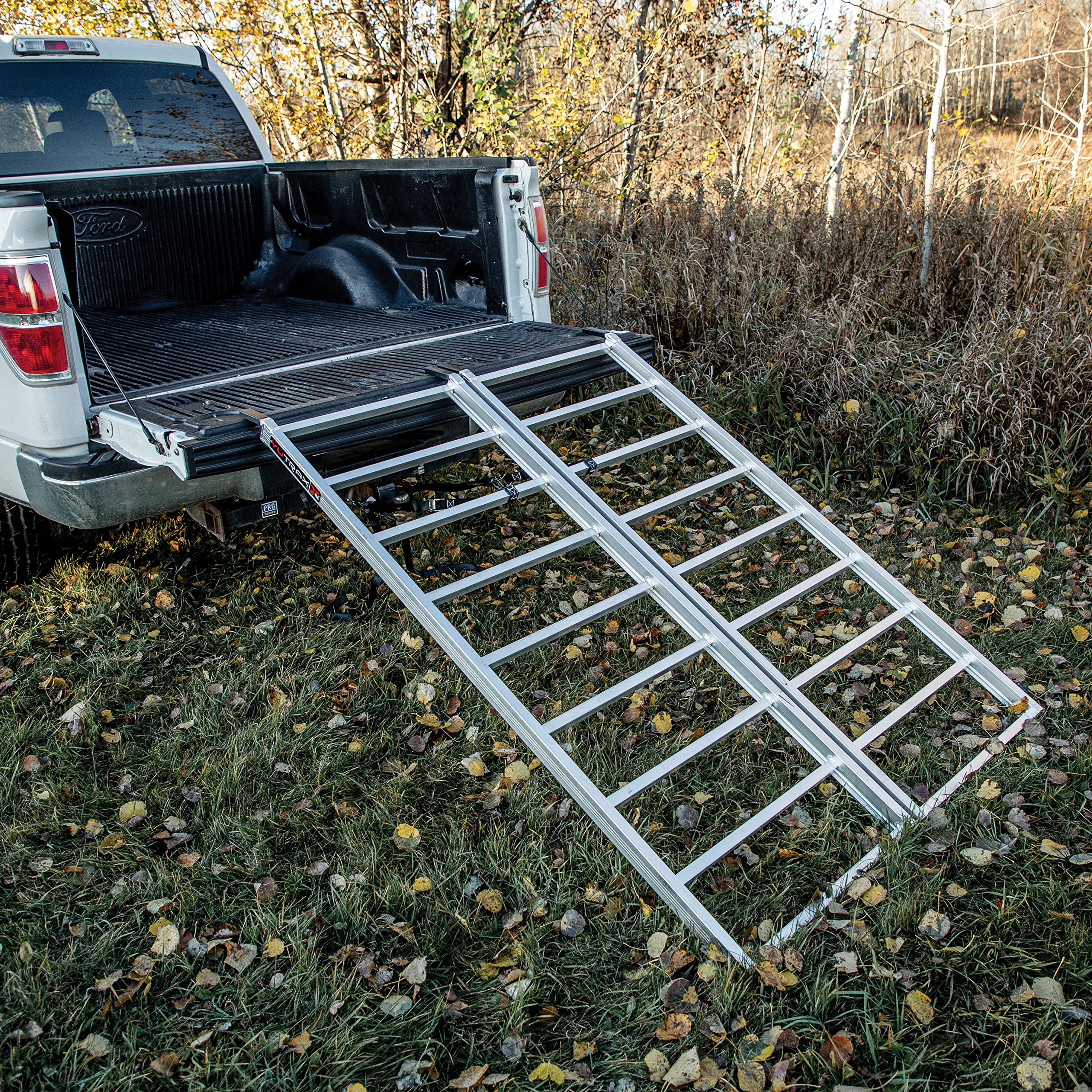Bi-Fold Yutrax 70-inch Aluminum Truck, UTV/ATV Loading Ramp - 1250lb Capacity