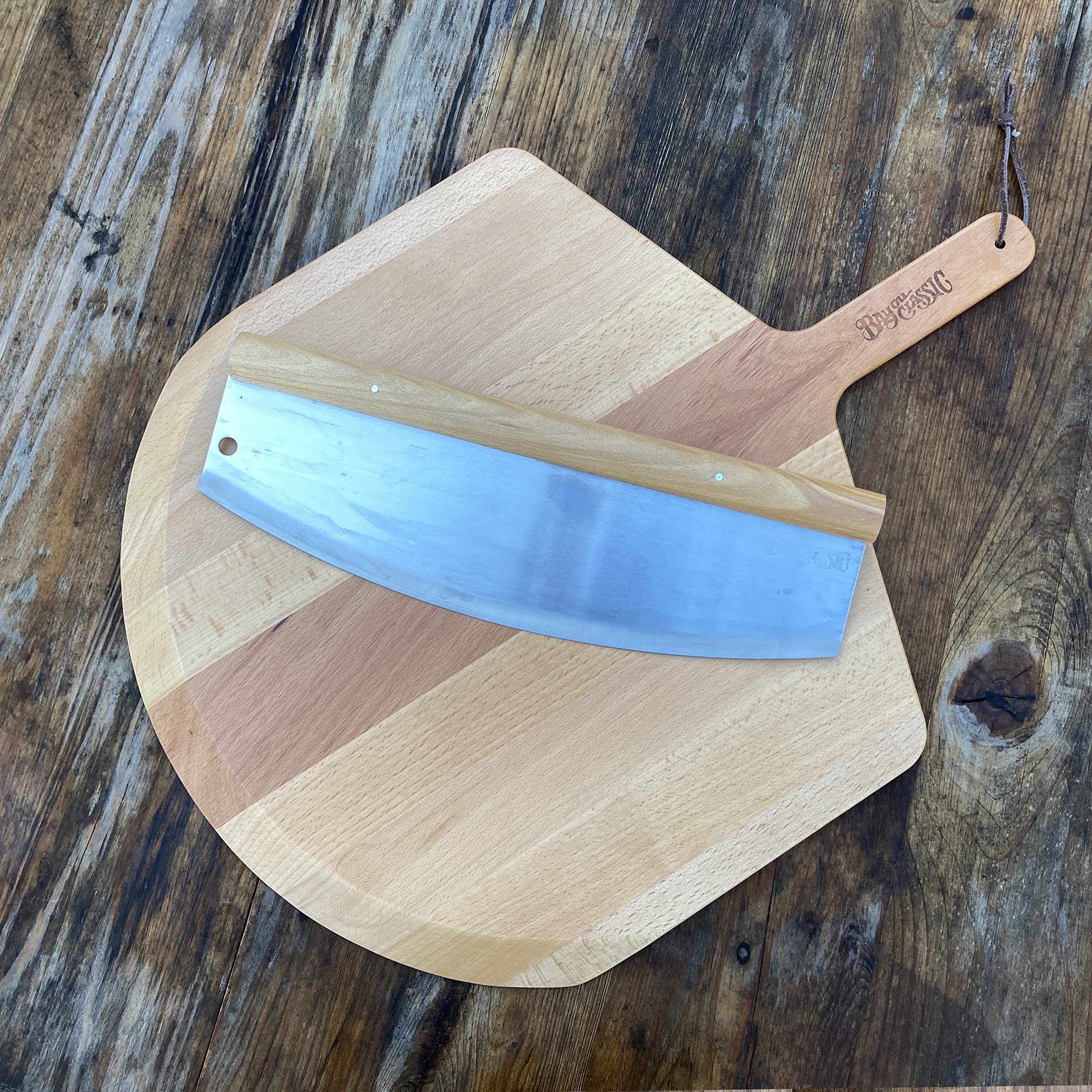 Bayou Classic Pizza Cutter and Peel Set Features 16-in Pizza Peel w/Beveled Edge 13.75-in Two-Handed Rocking Pizza Cutter Perfect For Making Homemade Pizza or Flat-Breads