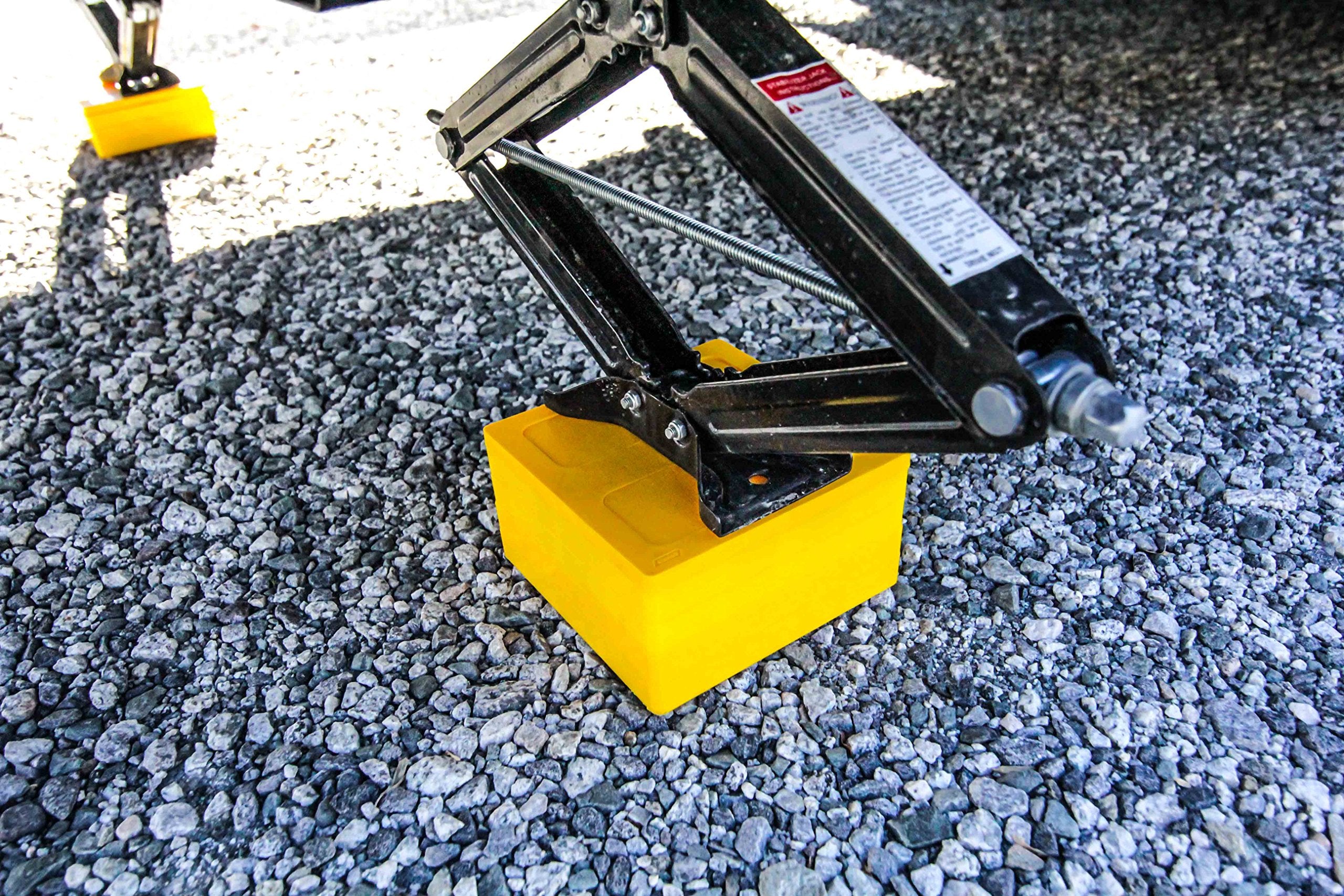 Camco Leveling Block Cap Camper/RV - Provides More Stable & Safer Surface for Jacks or Stabilizers - Secure 2 Blocks Together - 4-Pack (44500)