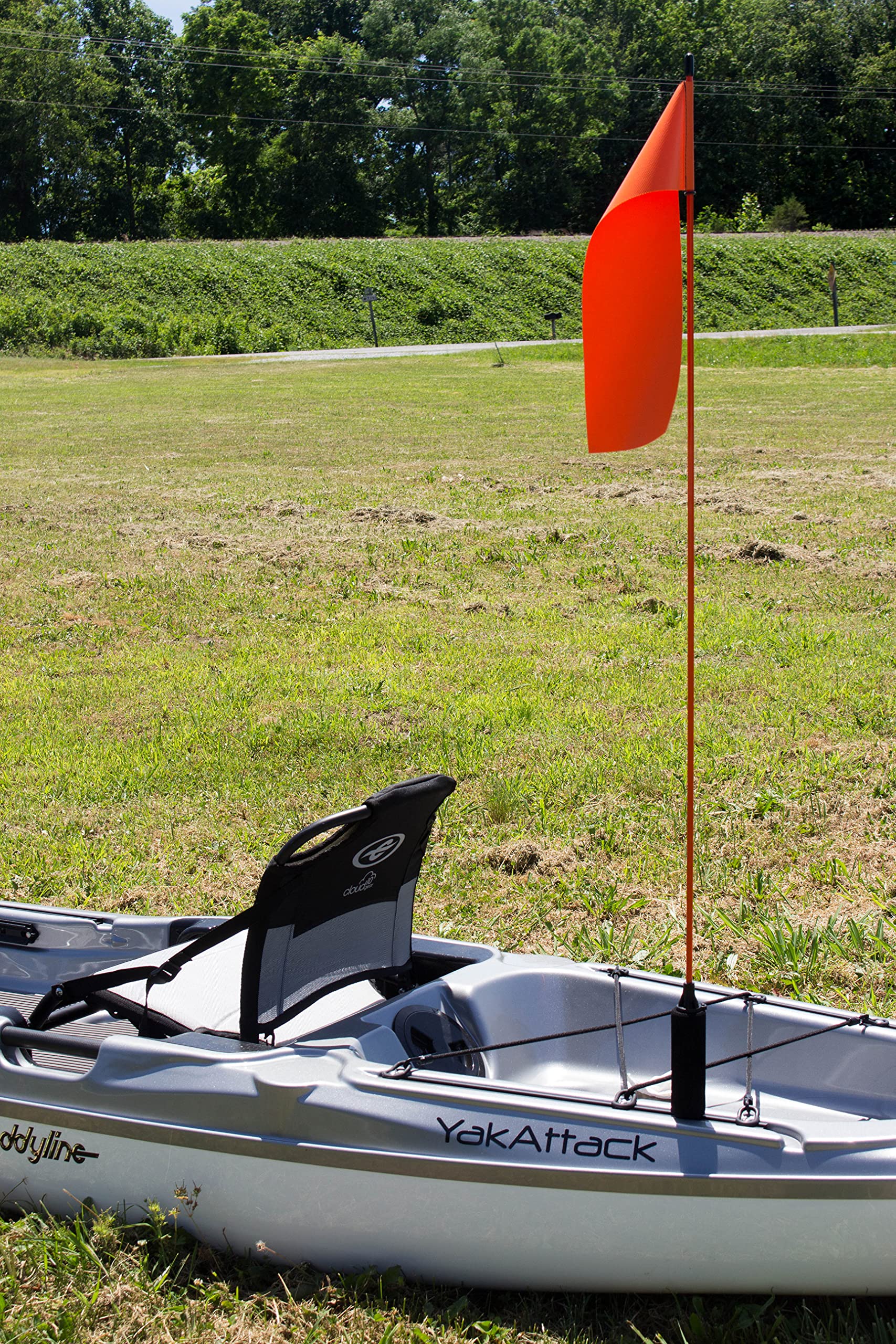 YakAttack MightyMount VISIFlag | 52" Safety Flag for Kayak Visibility | Includes Mounting Hardware | GearTrac & Rod Holder Compatible | CSPAI Compliant Vinyl | Made in USA