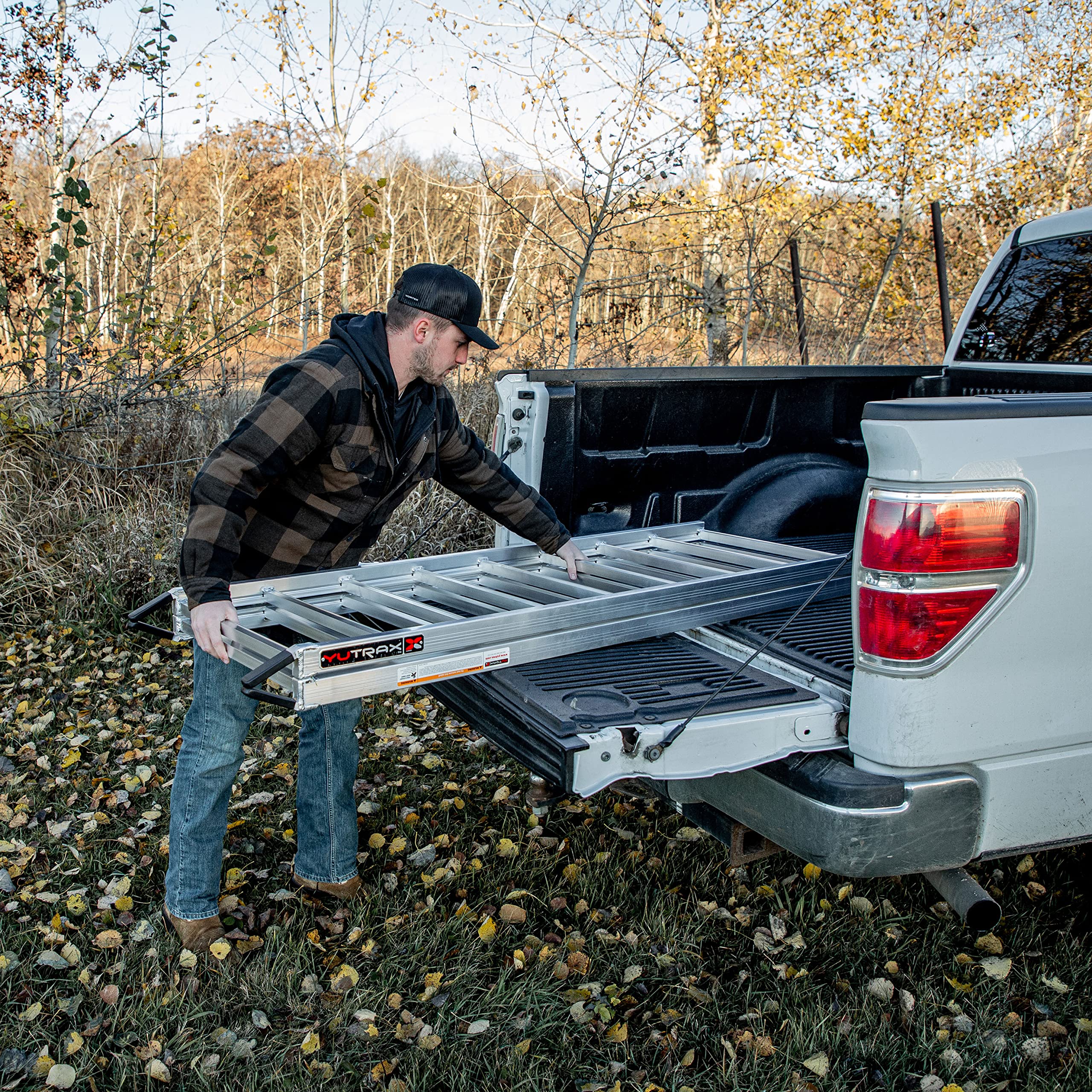 Bi-Fold Yutrax 70-inch Aluminum Truck, UTV/ATV Loading Ramp - 1250lb Capacity