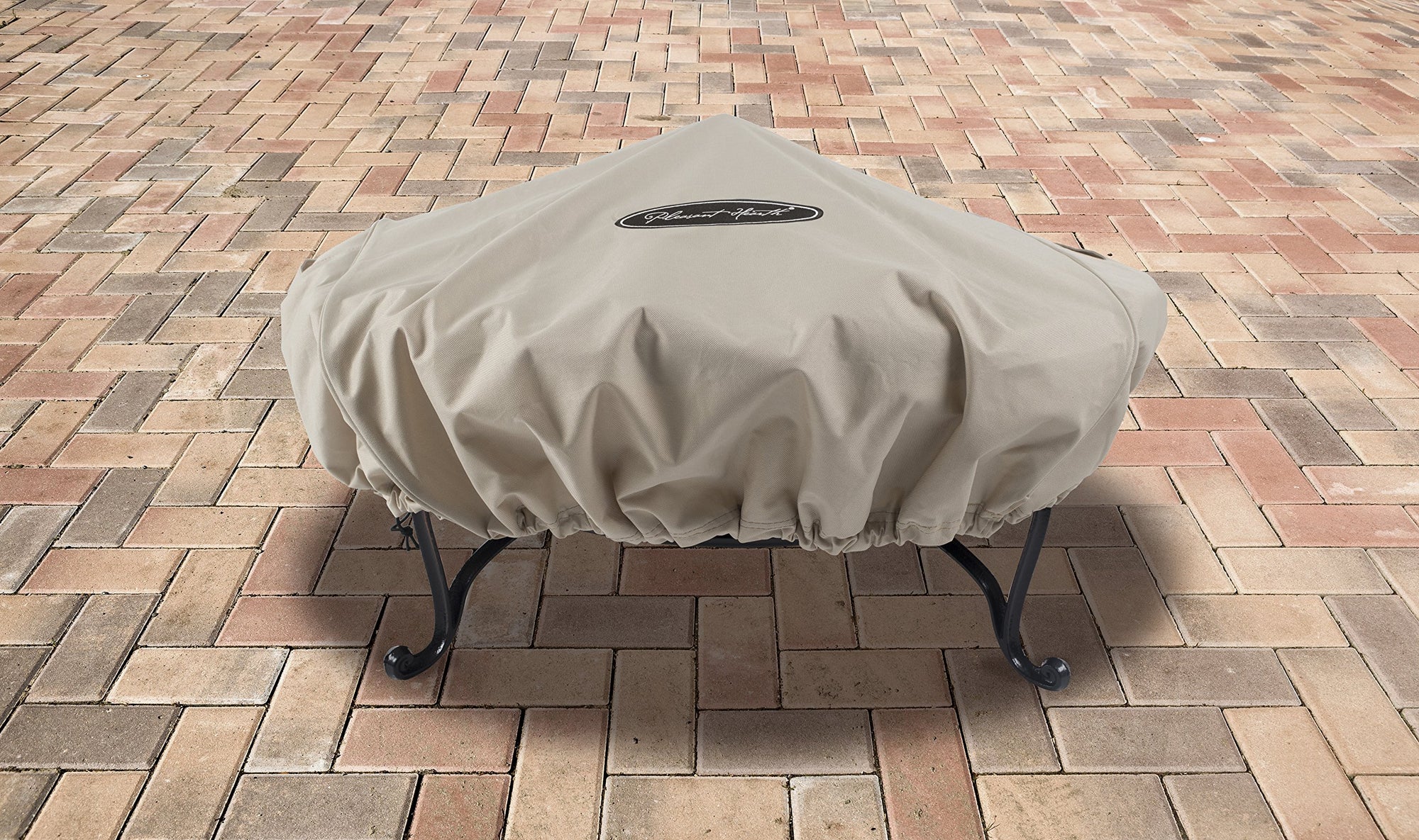 Small Round Pleasant Hearth OFC361R Fire Pit Cover