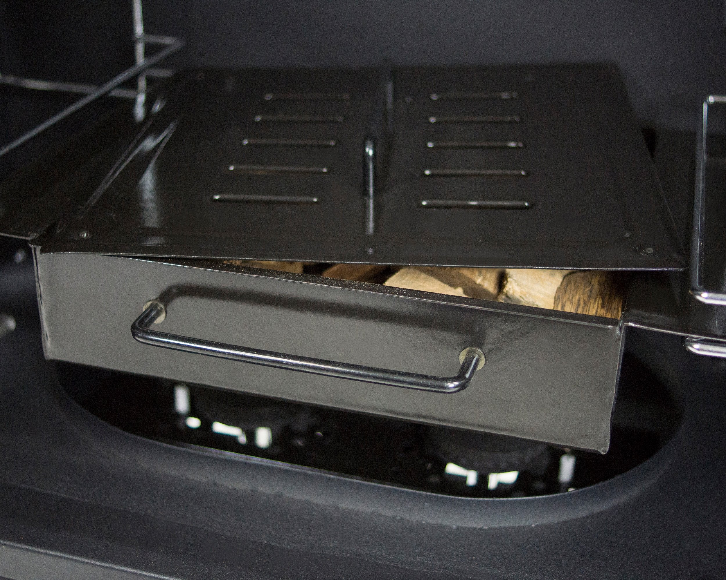 Dyna-Glo 43" Wide Body DGW1904BDP-D LP Gas Smoker