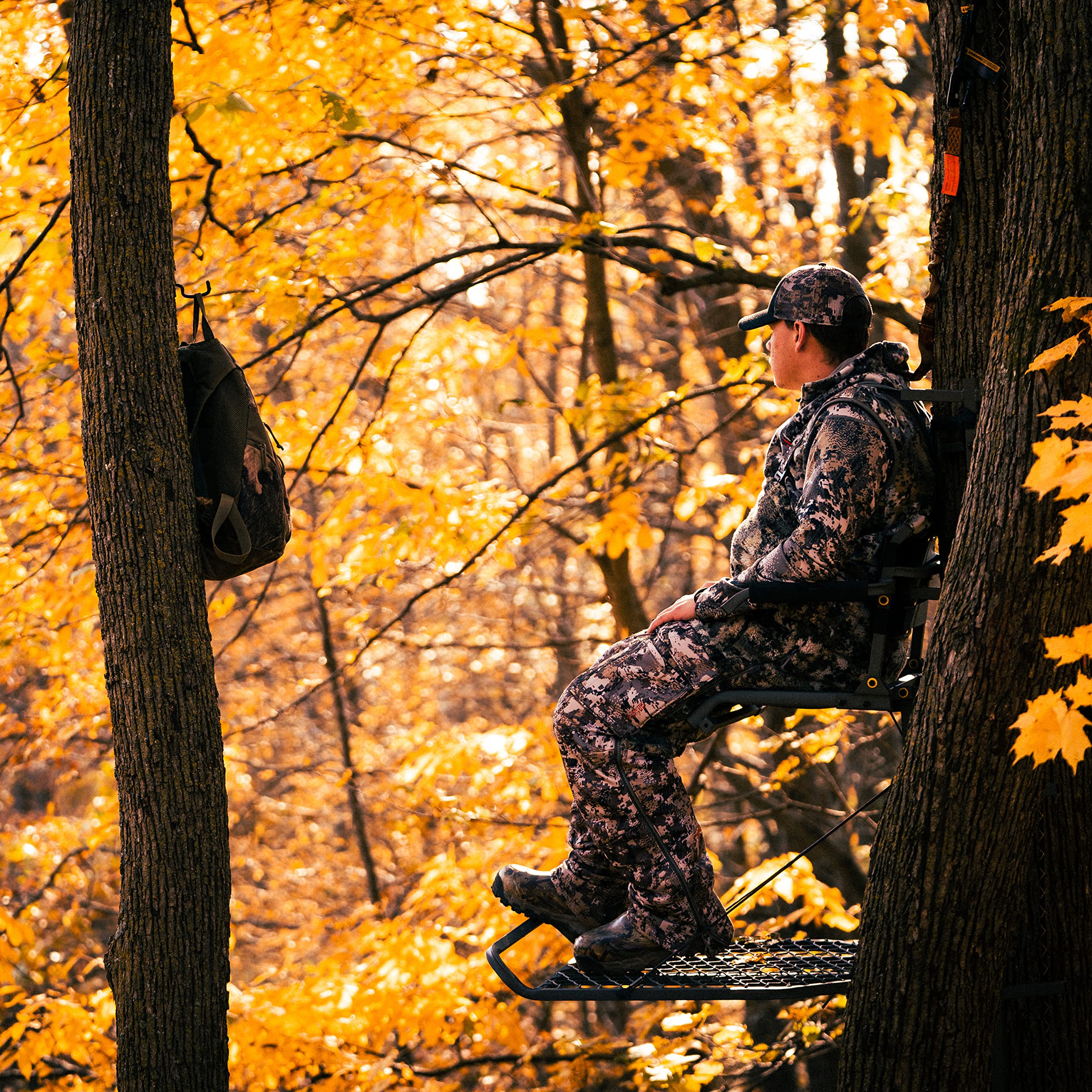 Big Foot RE556, TearTuff XL Lounger, Lever-Action Hang-On Tree Stand with TearTuff Flip-up Mesh Seat, Oversized 37.5” x 24” Platform, Arm/Foot/Back Rests, Black