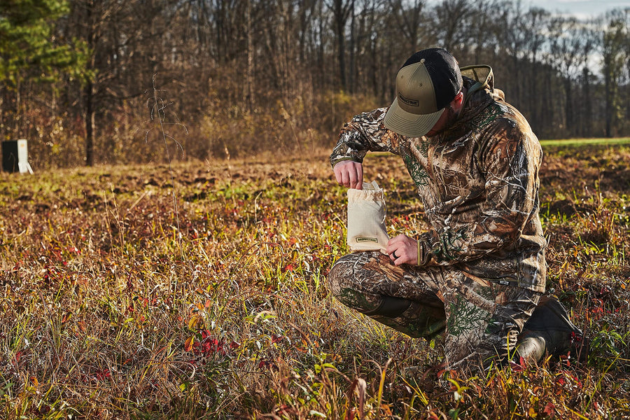 Moultrie Drip Bag Deer Magnet Attractant - Berry