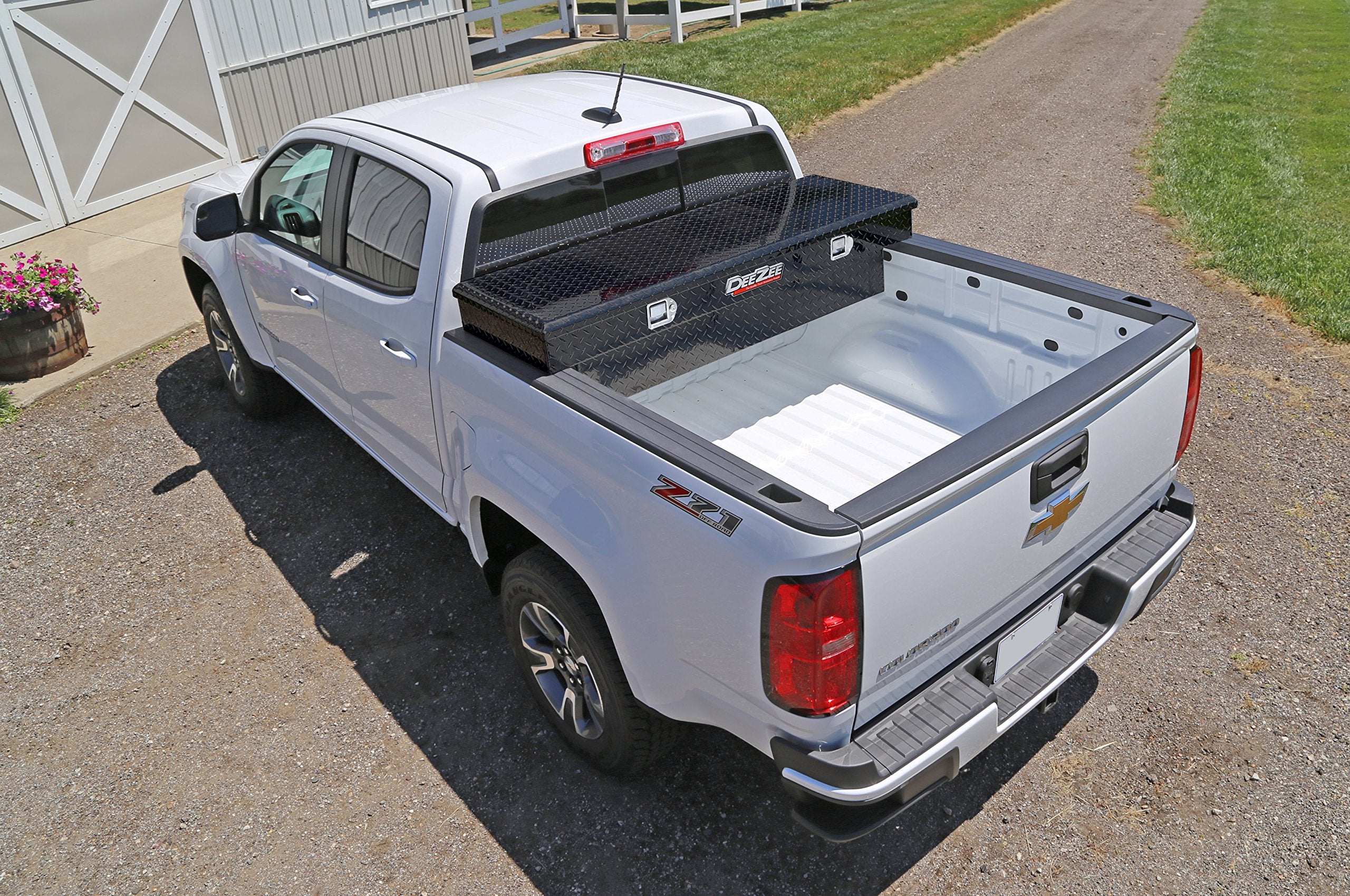Red Label Dee Zee Crossover Tool Box